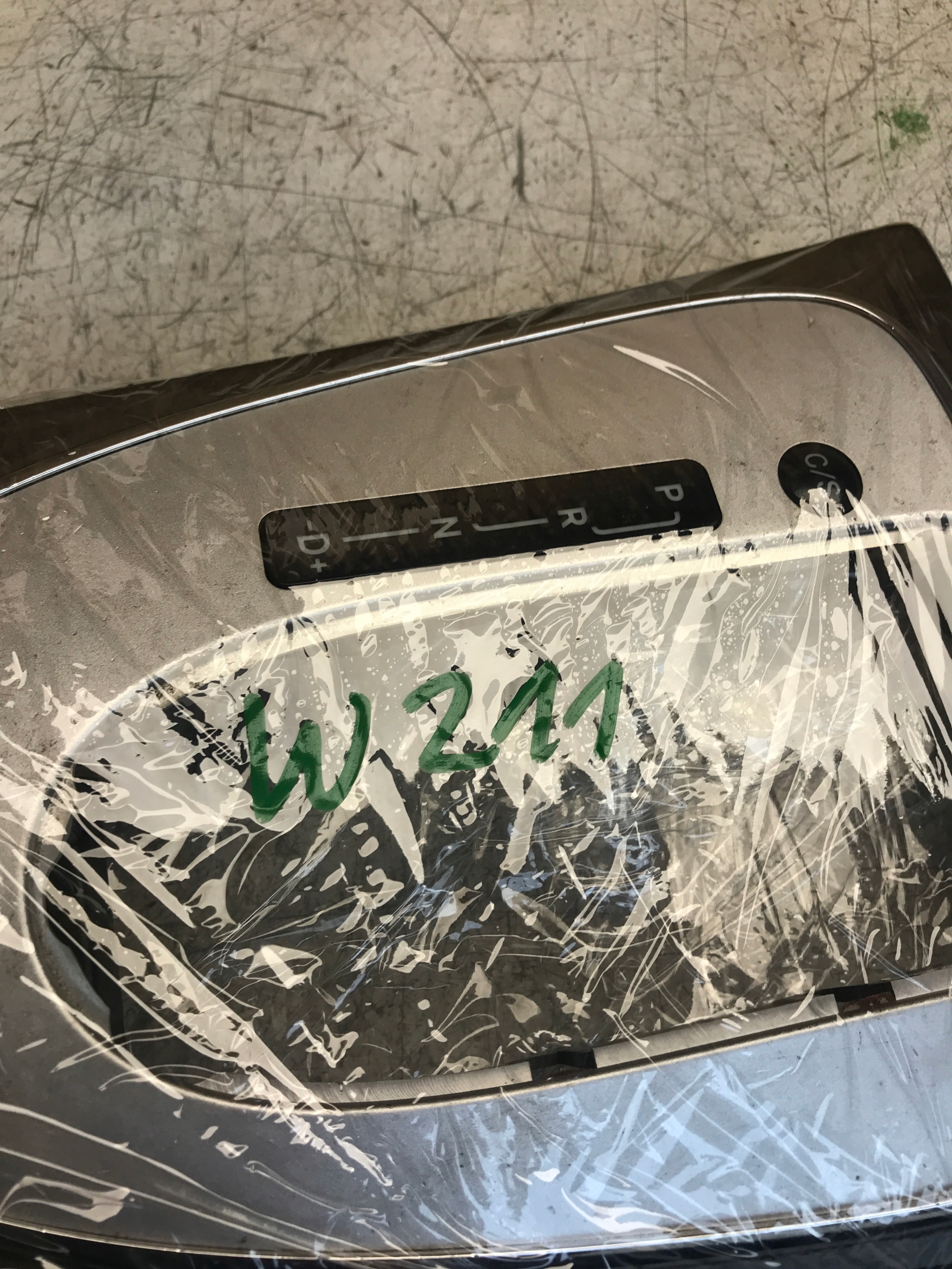 RÁM kulisy převodů MERCEDES W211 A2116802436