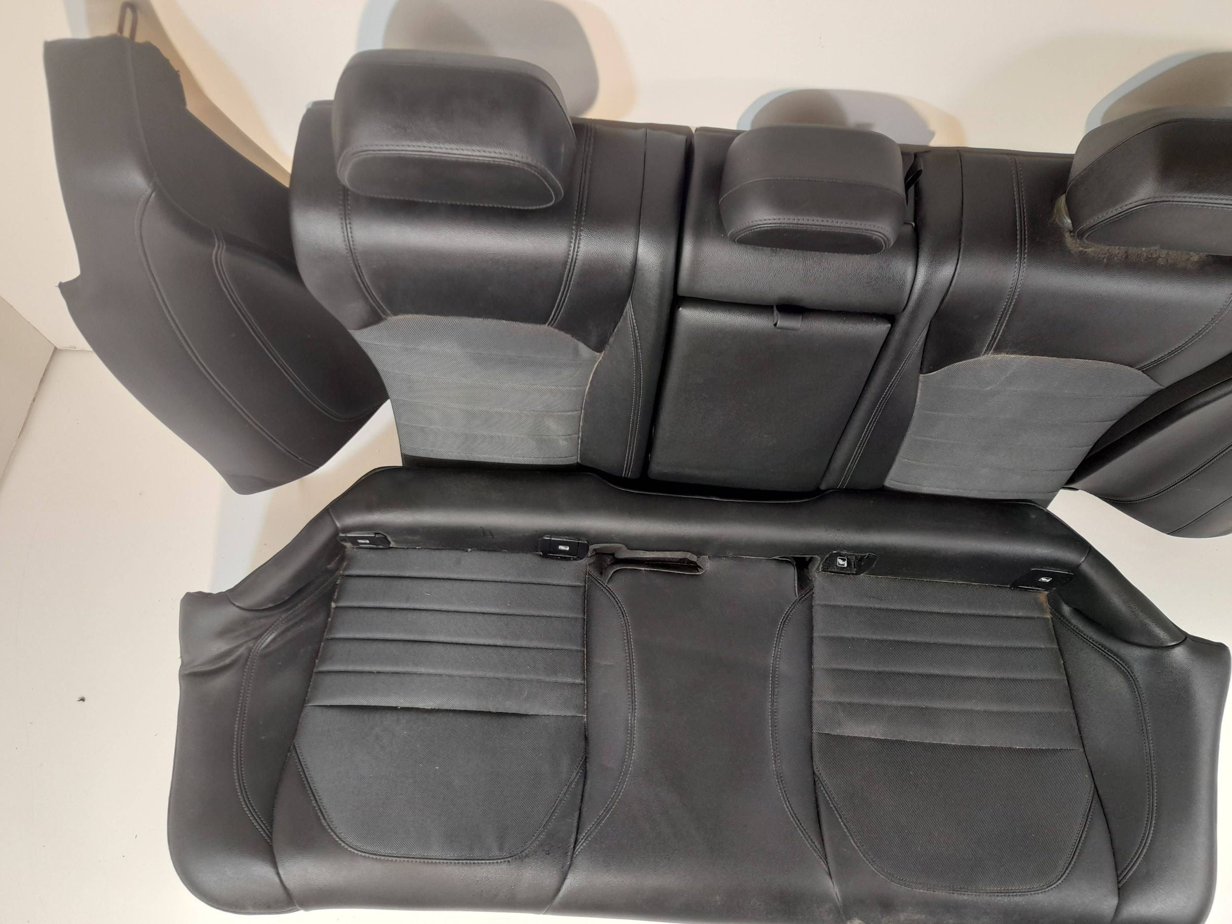 Alfa Romeo Giulia Komplet Sitze (AG39)