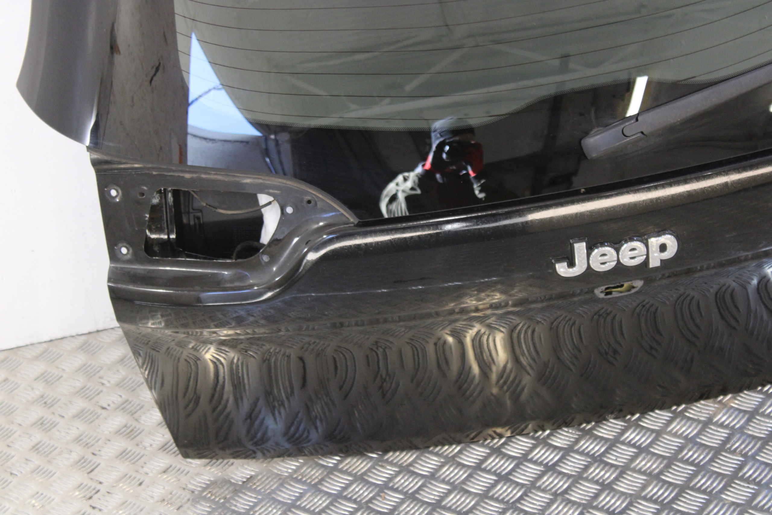 trunk door boot rear part rear complete below KAMERE JEEP CHEROKEE KL