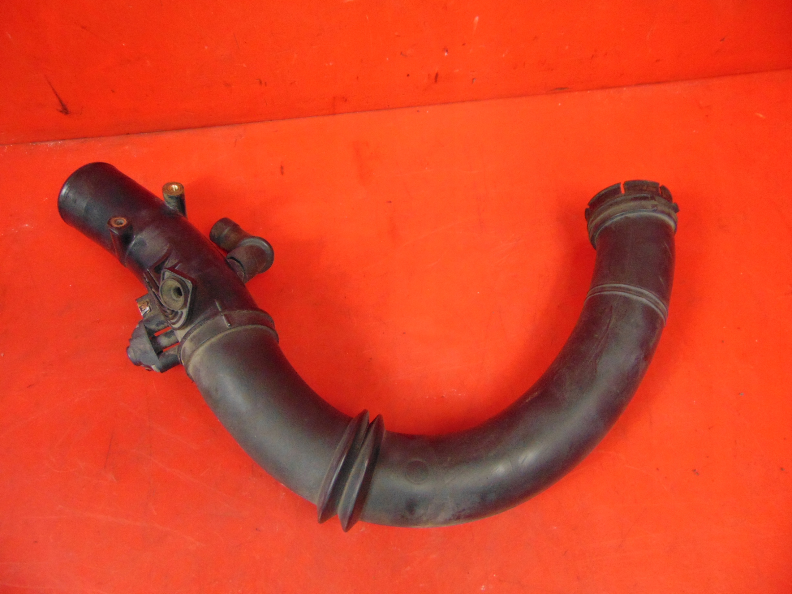 MERCEDES B-KLASA W245 2.0 T wiring pipe air