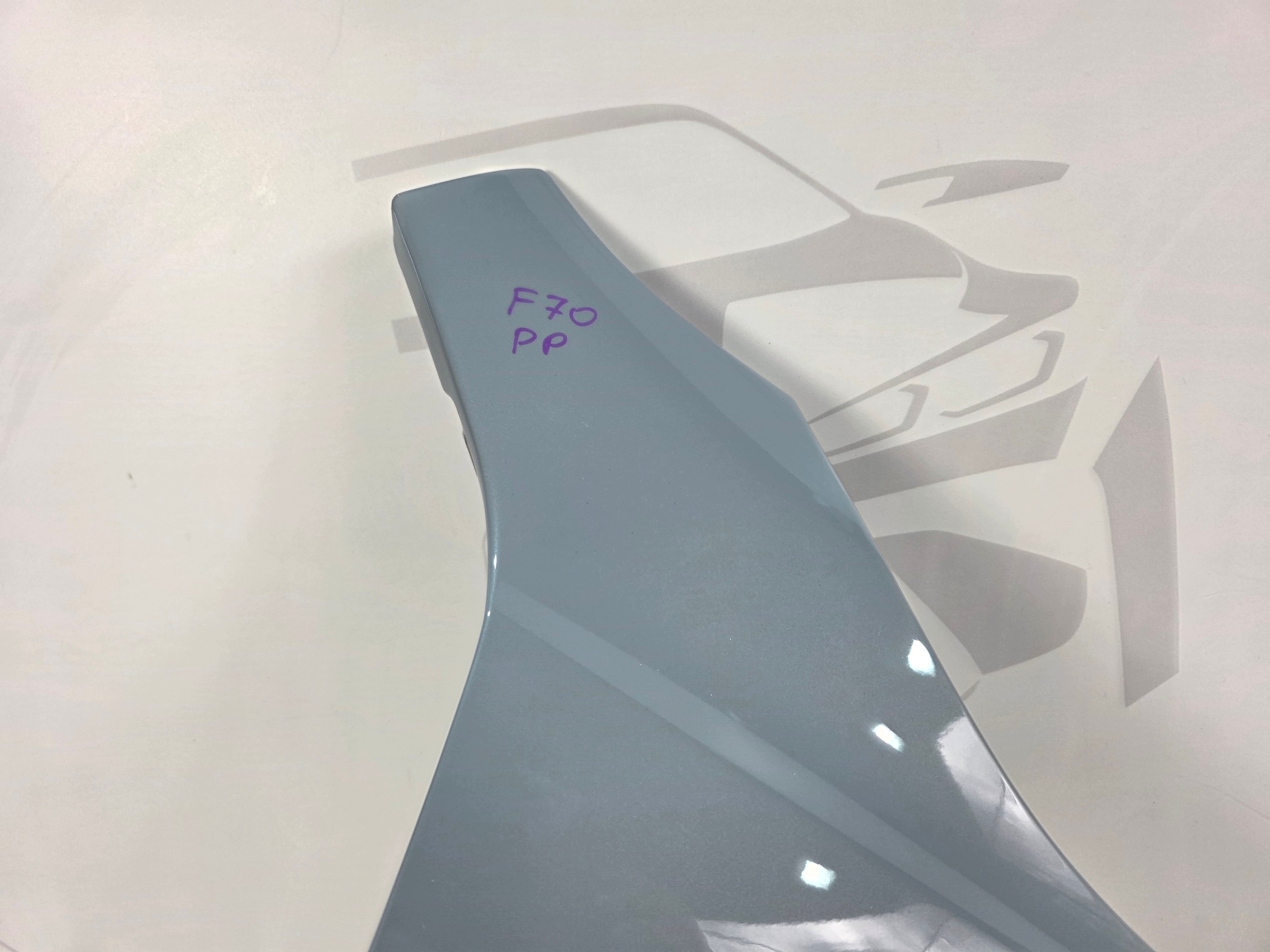 fender right front BMW 1 F40 4 F70