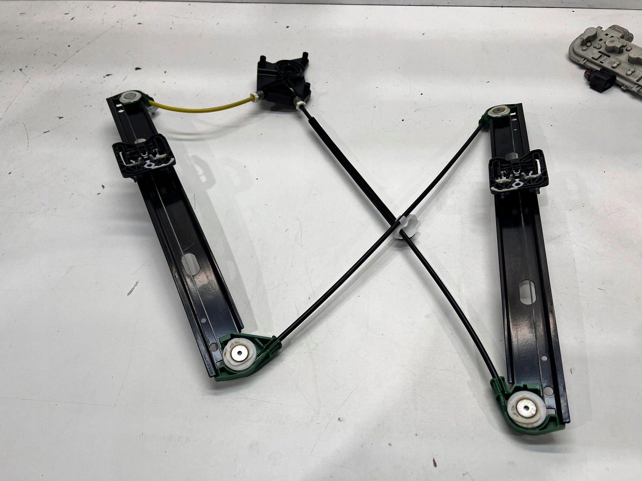 mechanism lifting windows right front AUDI A3 8Y 8Y0837462