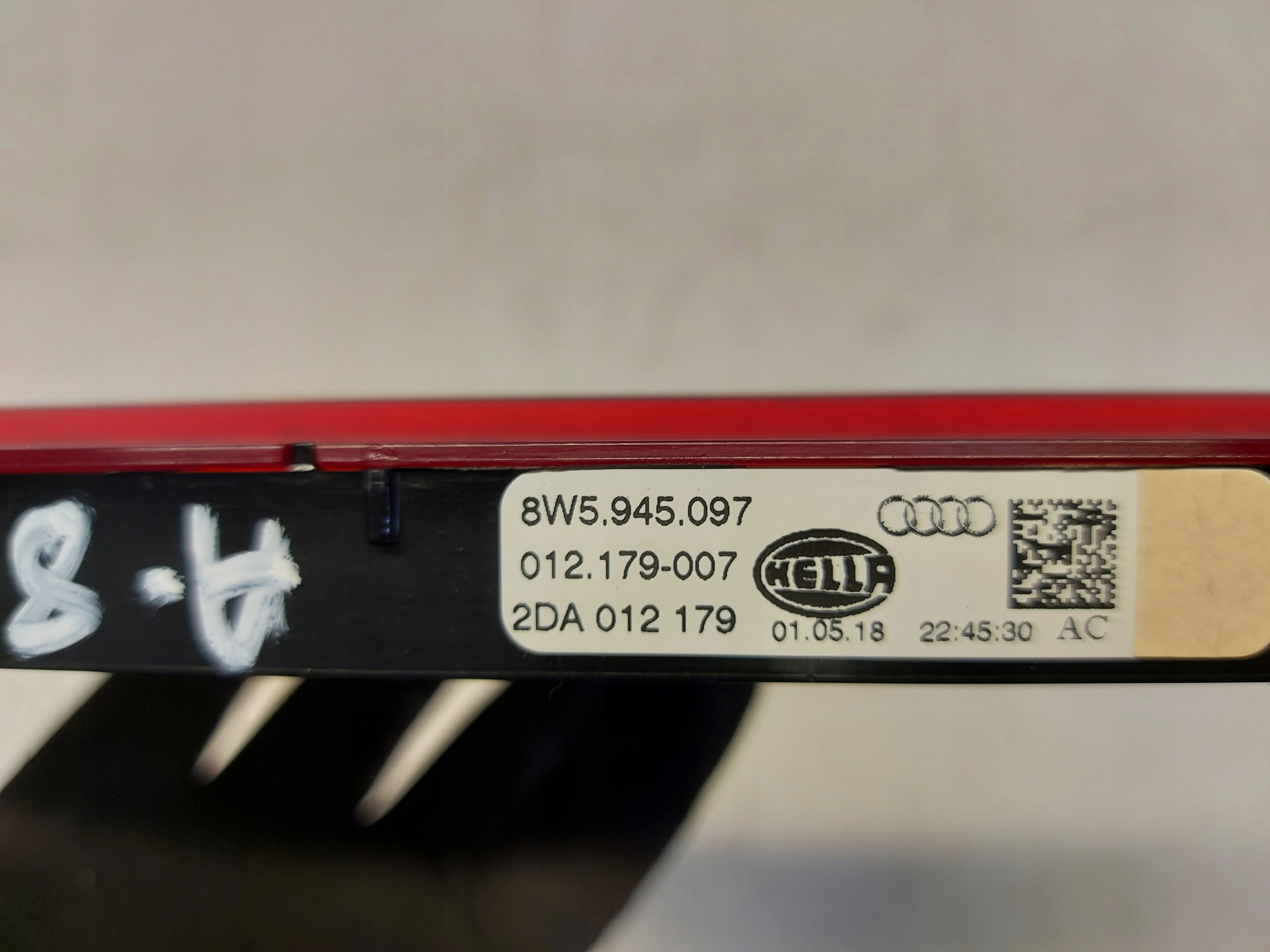 AUDI A8 D5 4N auxiliary light STOP 8W5945097