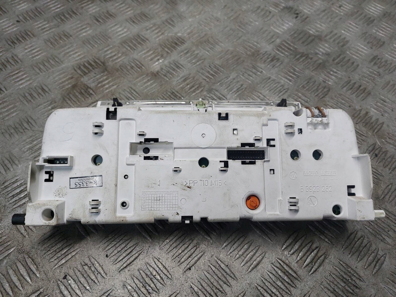dials dials VOLKSWAGEN TRANSPORTER T4 7D0919850L 2.4 D