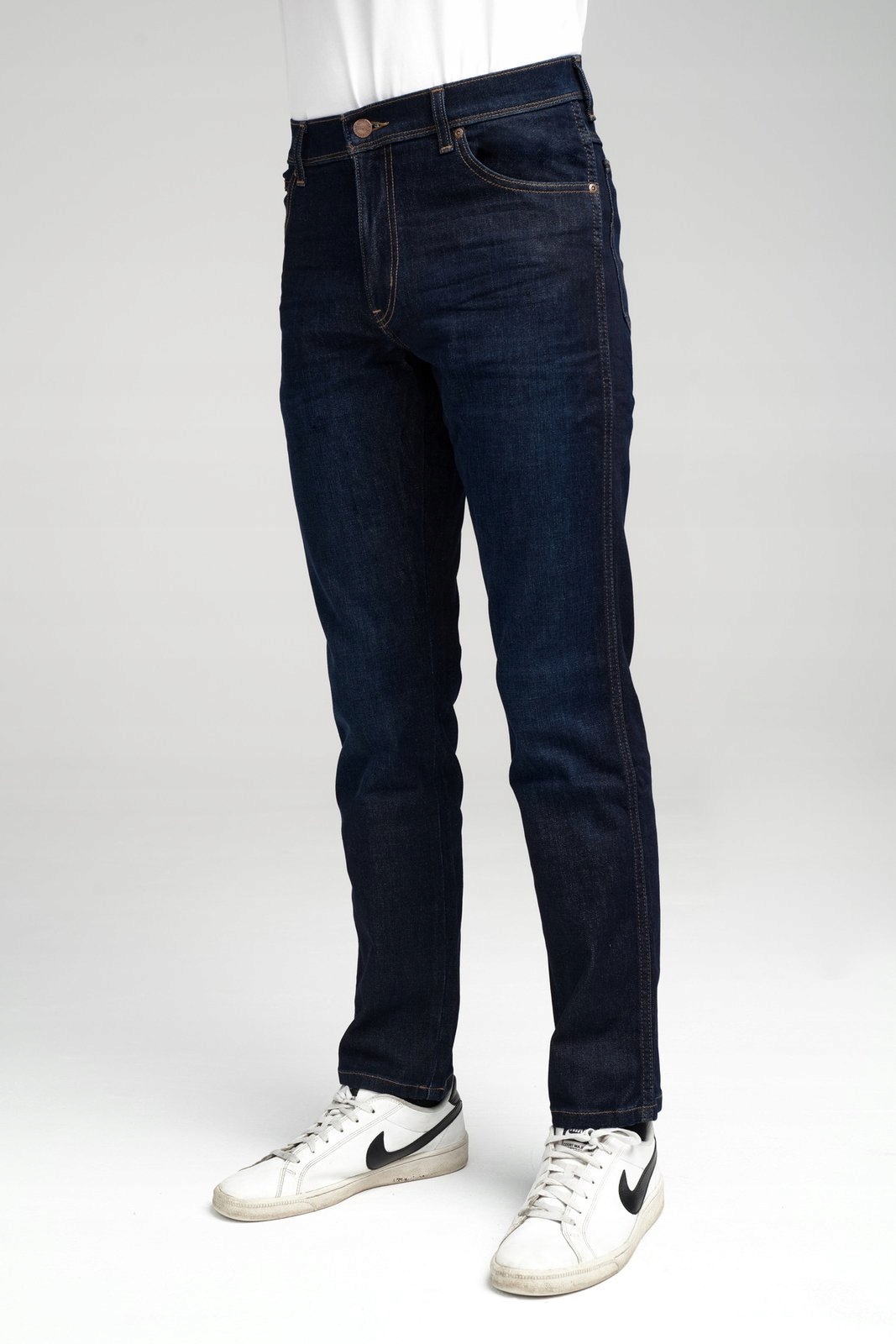 WRANGLER TEXAS SLIM SMOOTH RUN W12SAO68P 38/34 Rozmiar 38/34