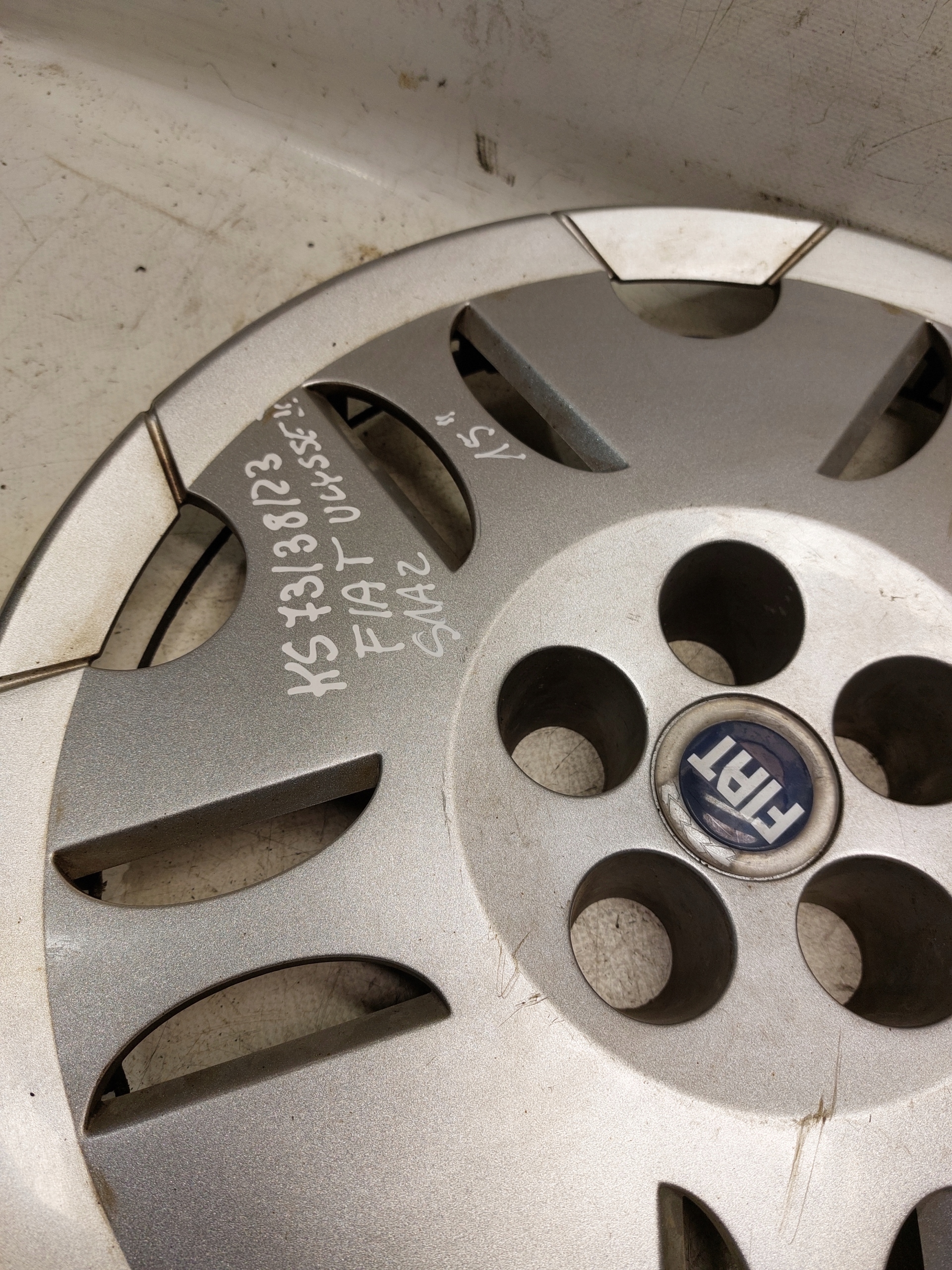 couvre/cache 15'' FIAT 1484523077