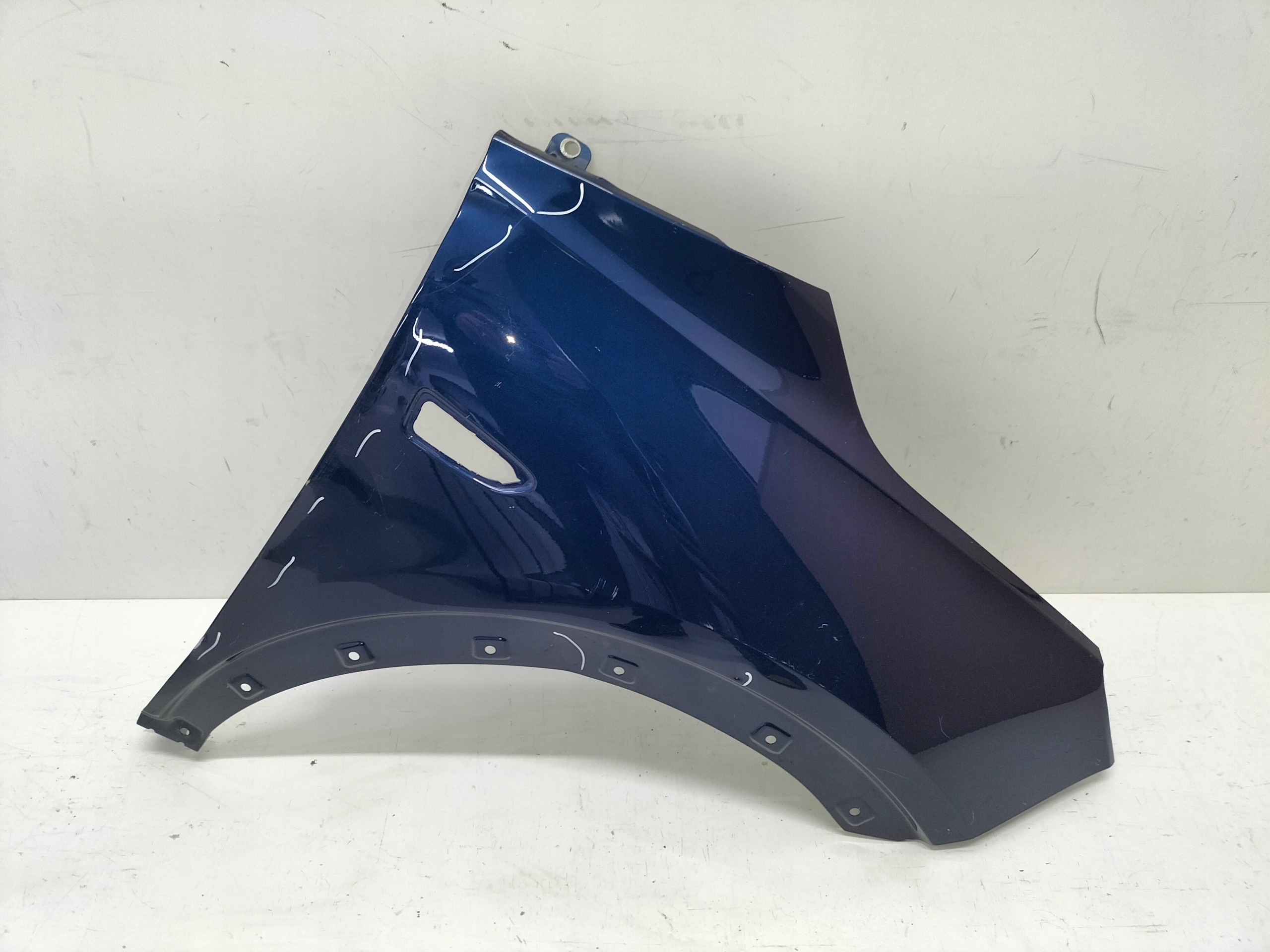 fender front front right OPEL CROSSLAND X 16
