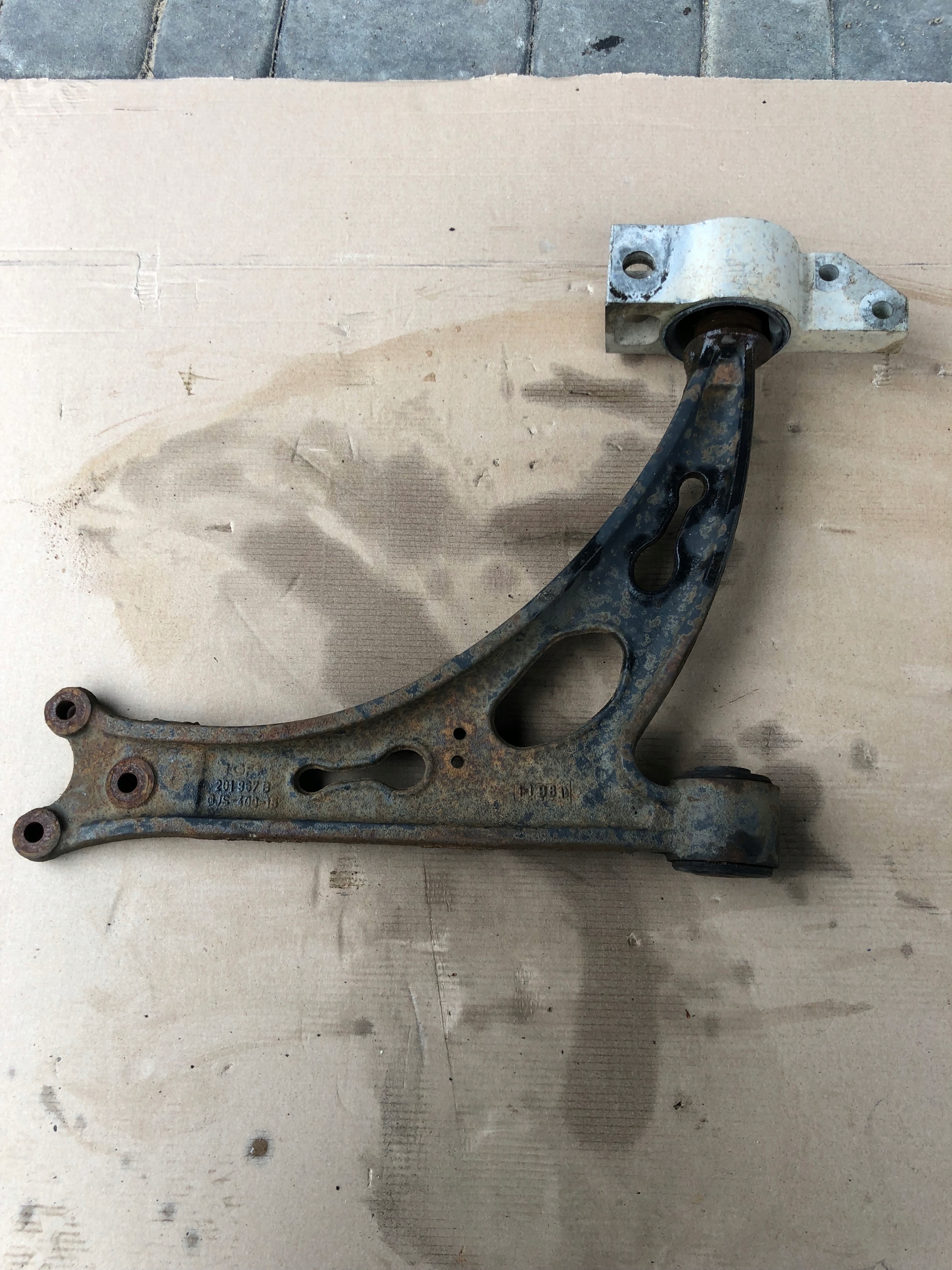 Querlenker VW SKODA AUDI 1K0407153G