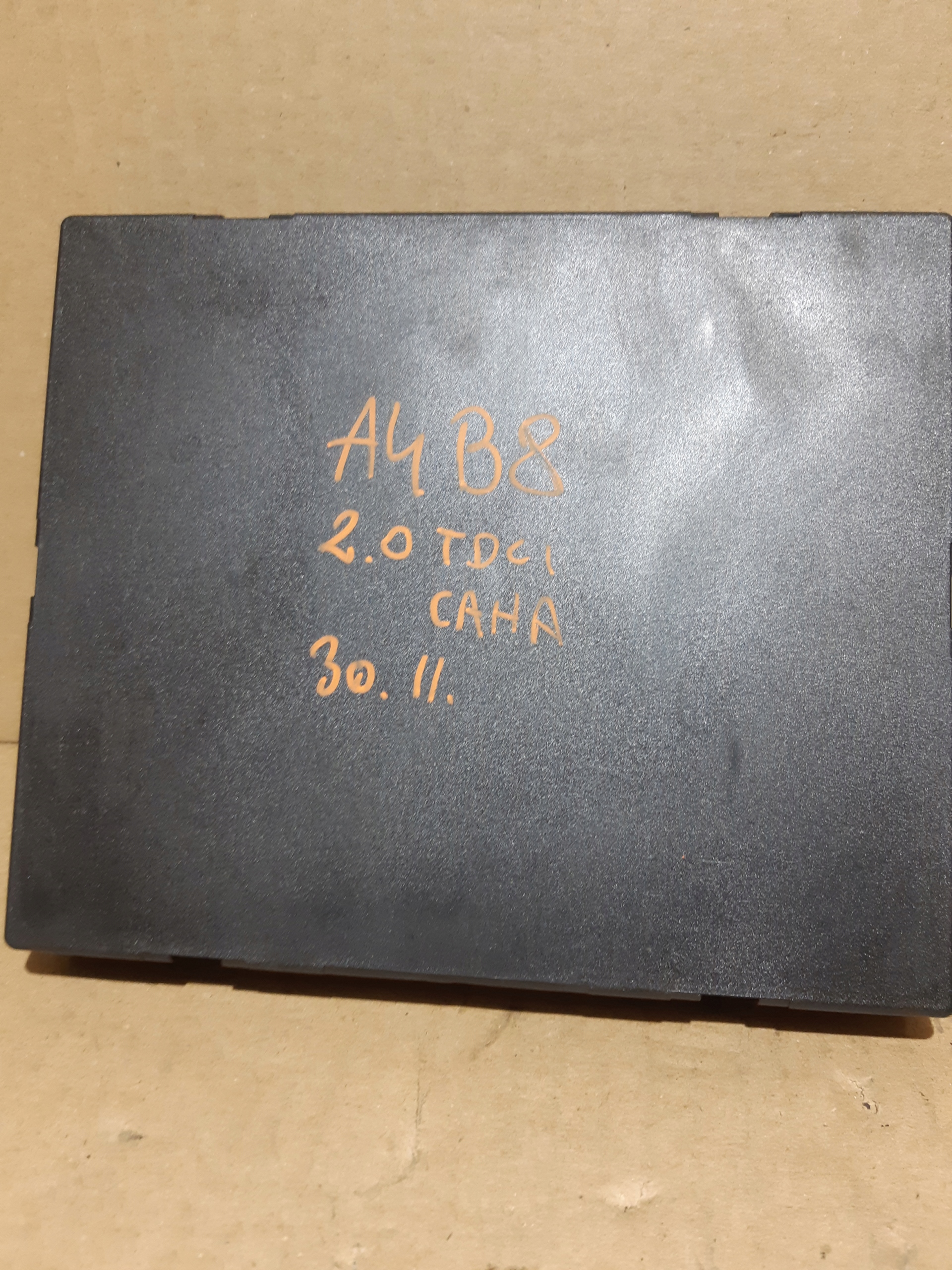 AUDI A4 B8 A5 module control unit KOMFORTU 8K0907064CN