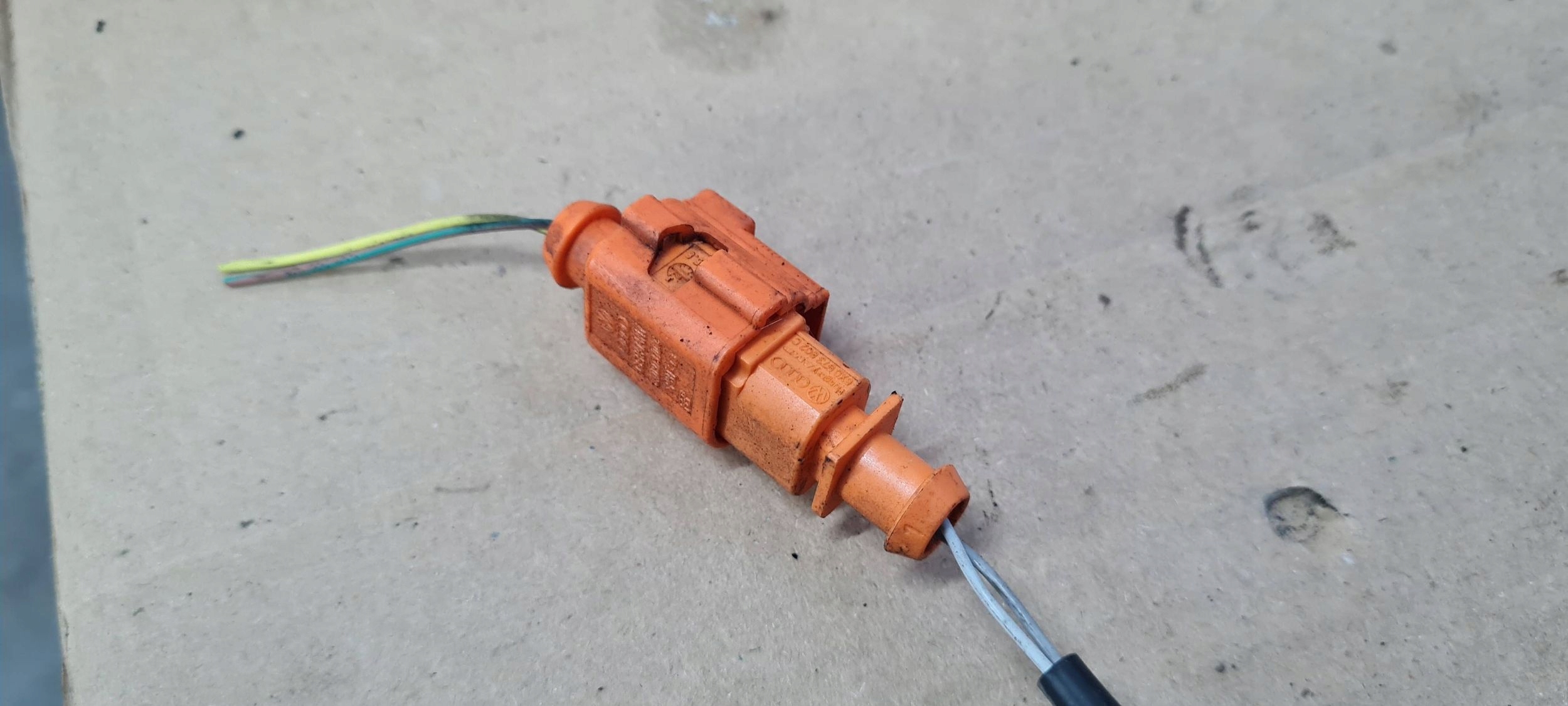 A7 4G Sensor TEMPERATURY Gase 3.0 TDI 8K0906088A A6 C7 4G
