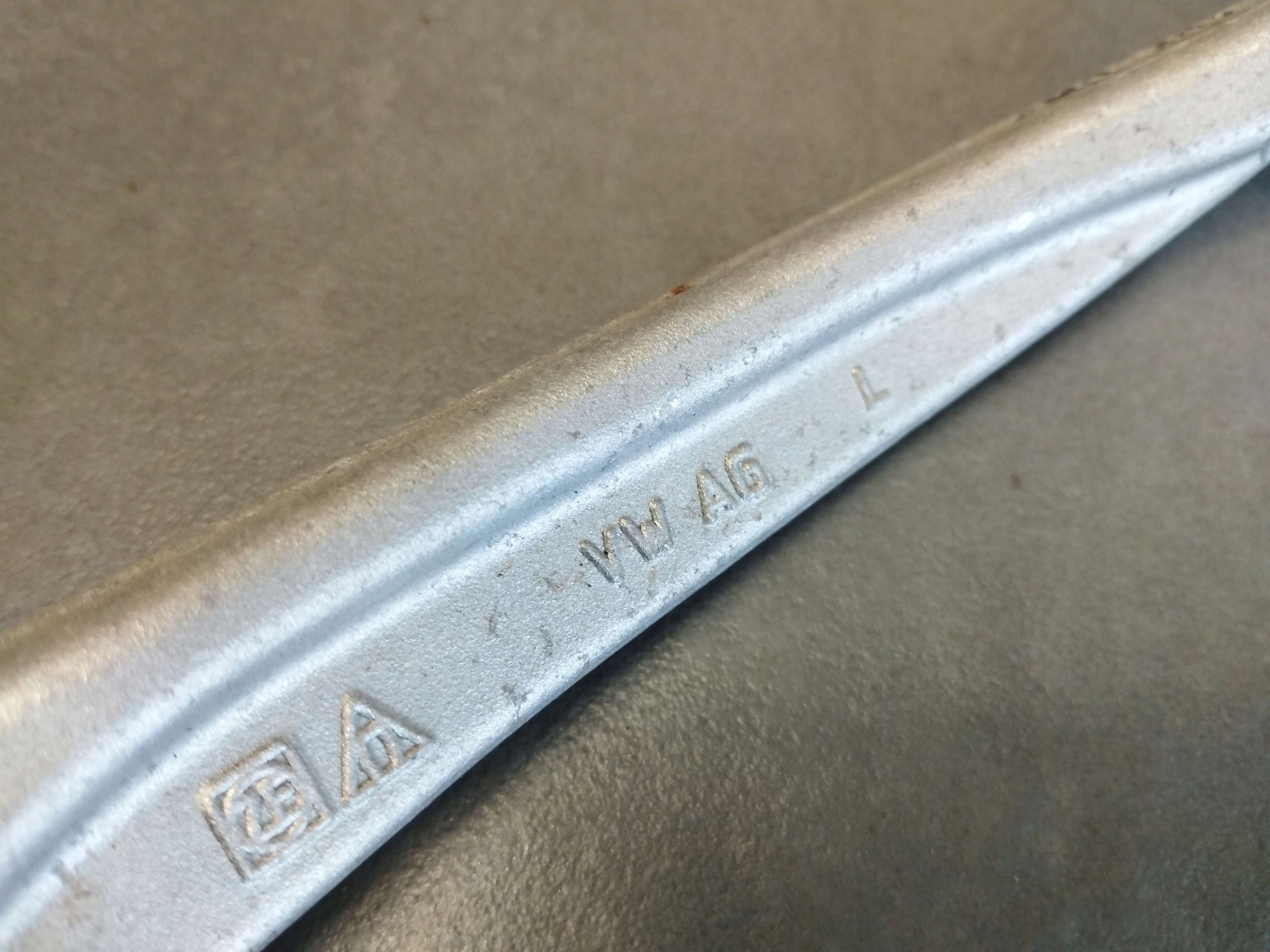 Audi A6 Allroad C8 2022 arm left front 4M0407509C