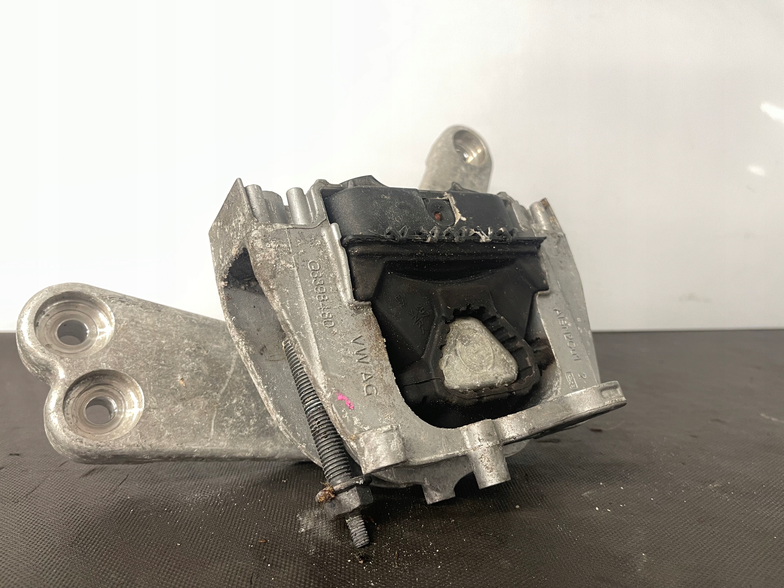 engine mount VW AUDI SEAT SKODA 1.4 E-TSI 5WA199262F