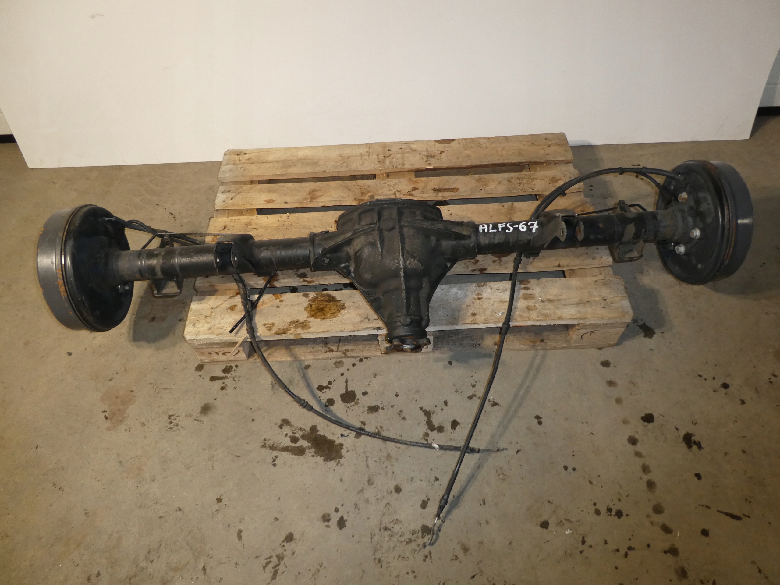 AMAROK differential diff rear part axis 2H0500029 10X37