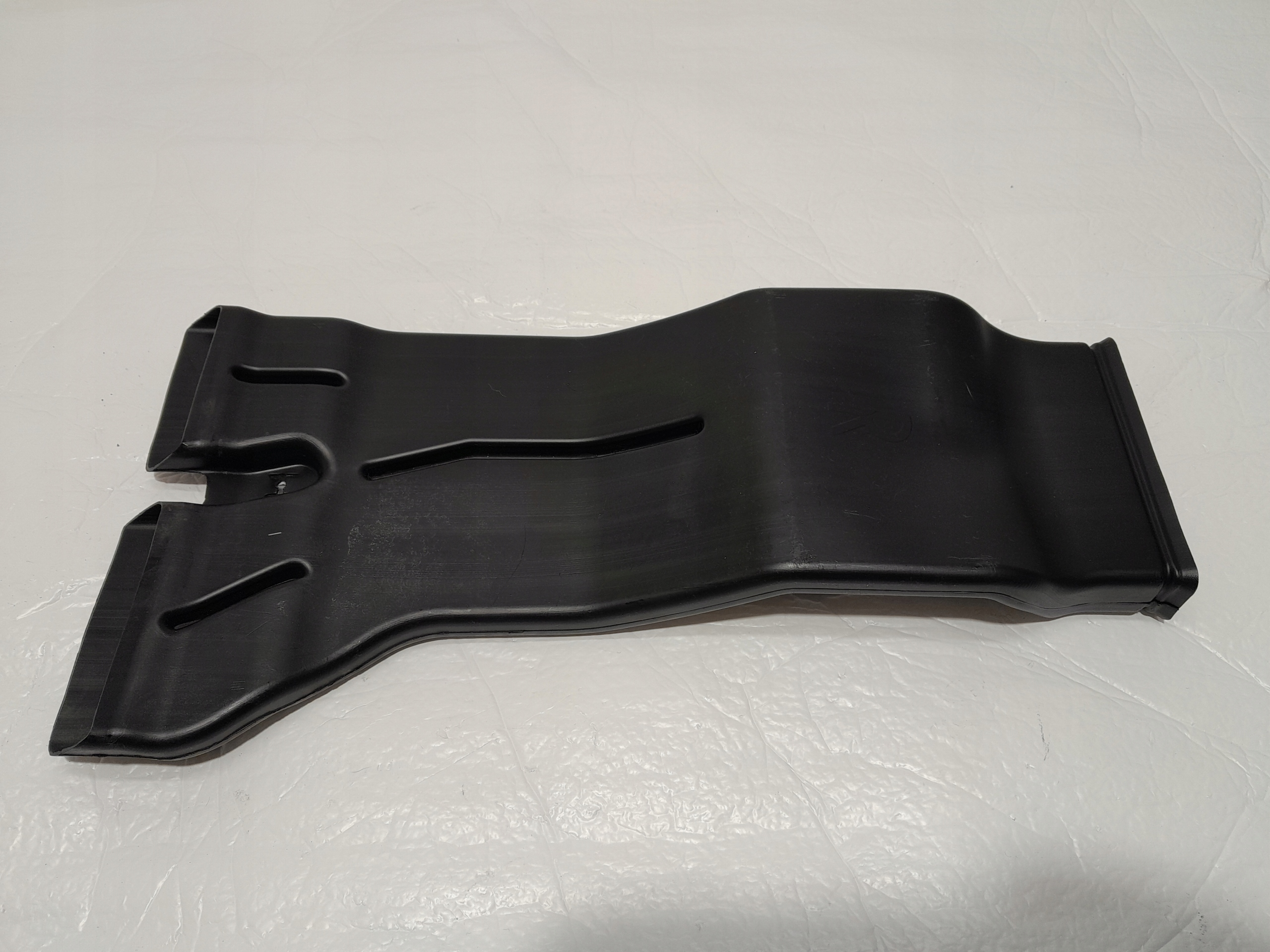 AUDI Q5 80A drain air duct air line right 80A819802A
