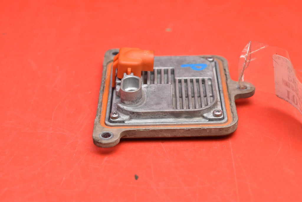 control unit XENON KSENON left A70525700DG TESLA MODEL S 12-20