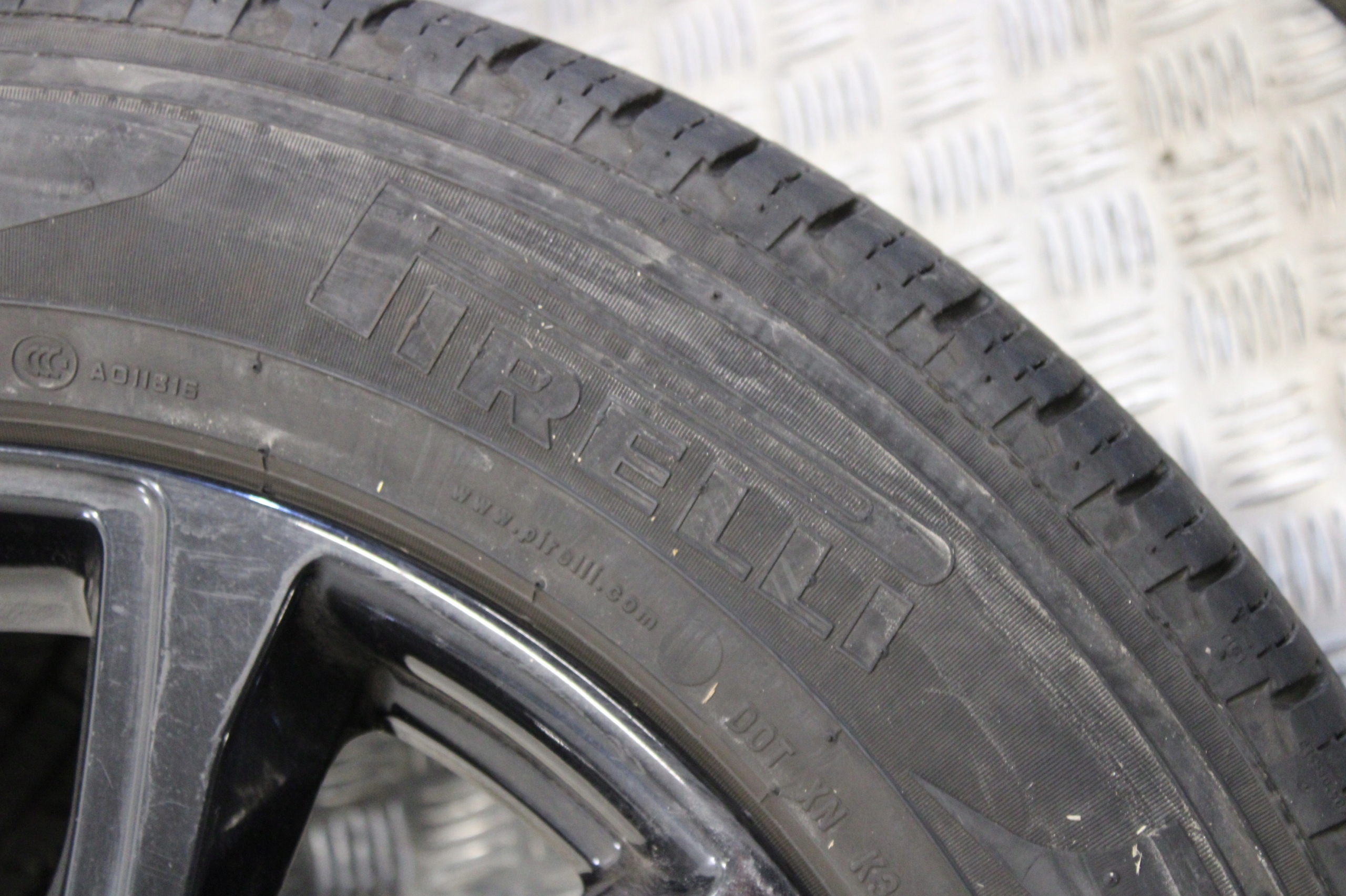 wheels discs disc 235/60 R18 LAND ROVER EVOQUE L538 LIFT