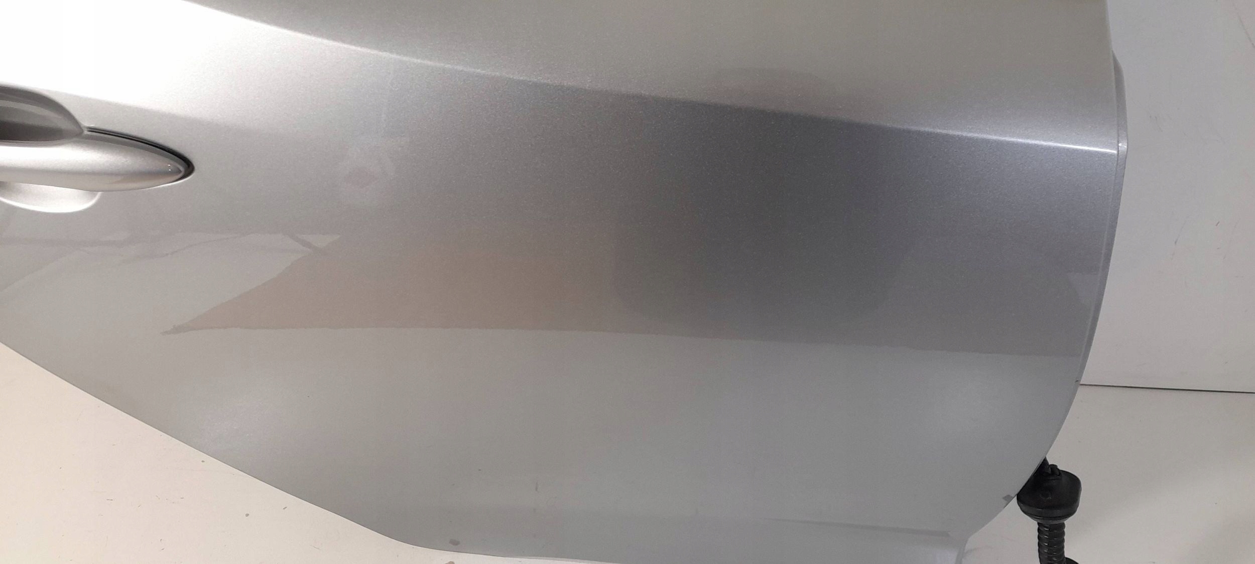 Toyota Corolla E21 Hatchback door rear. right 1L0 (T536)