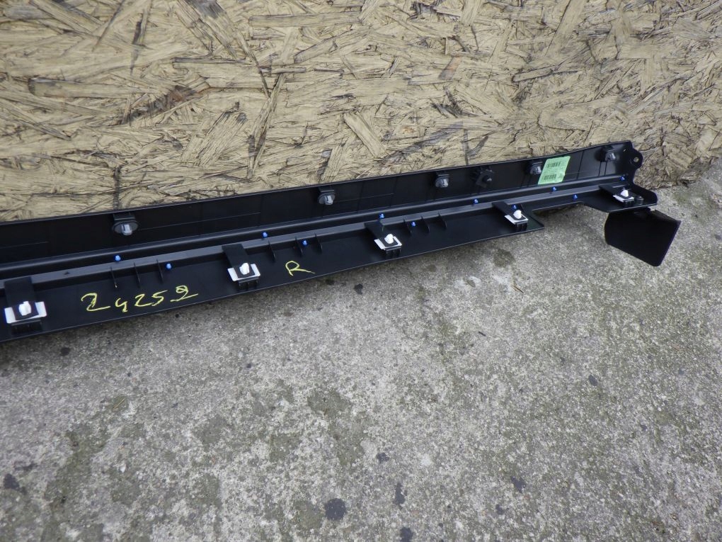 KIA SPORTAGE V 5 2021- moulding threshold threshold right