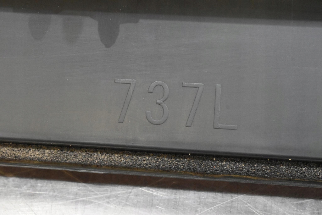 cap threshold left black LEXUS UX 250H 18-22