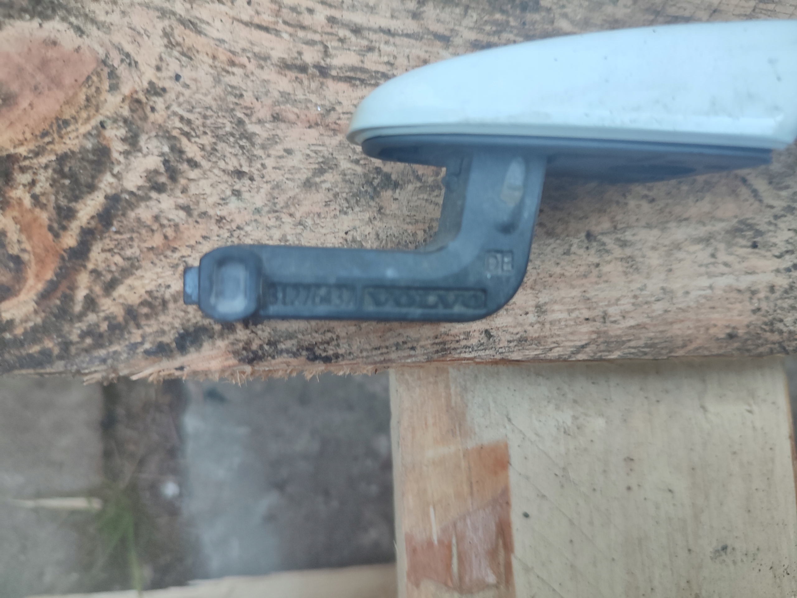 VOLVO V40 II handle door front left front 31276437