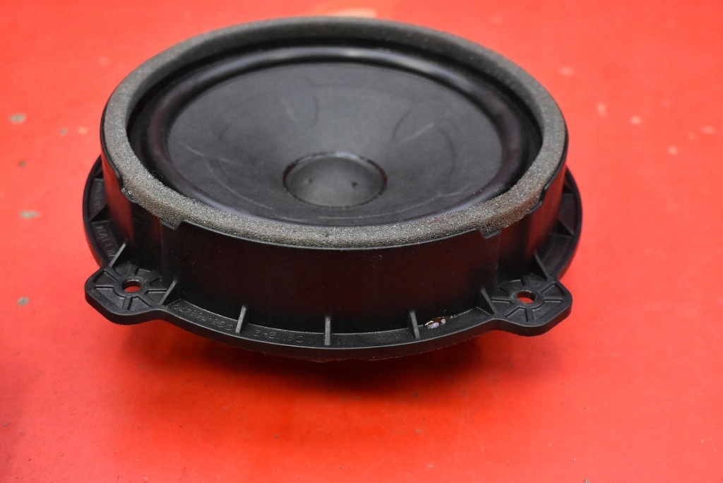 speaker right rear part 96330-R2000 KIA SPORTAGE 5 V 21-25