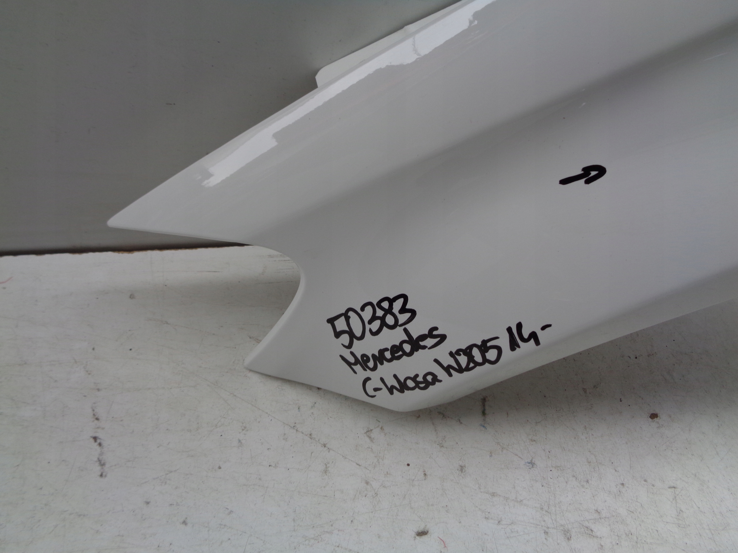 fender left front MERCEDES C-KLASA W205 14- NR 50383