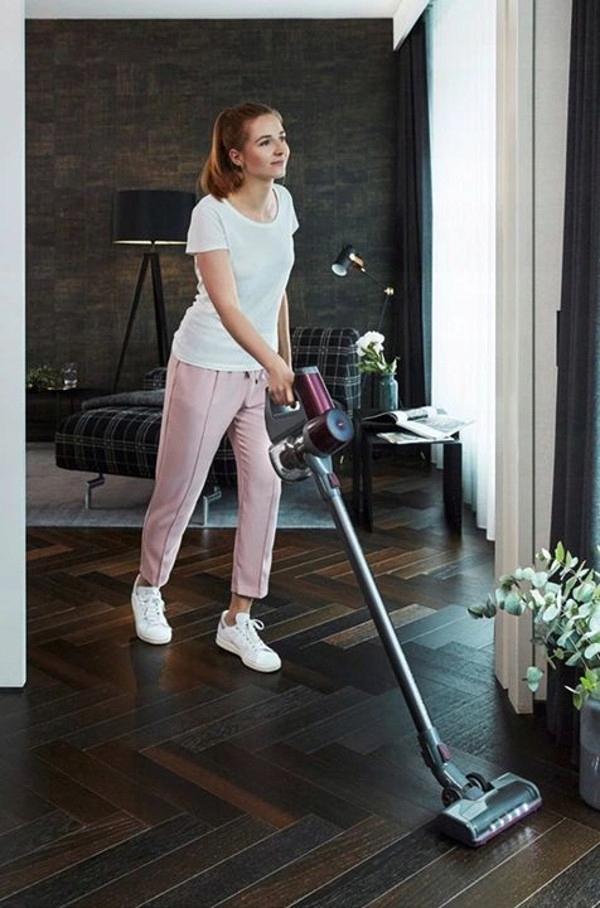 BEZPRZEWODOWY ODKURZACZ 2w1 GRUNDIG VCP 3830 Model VCP 3830