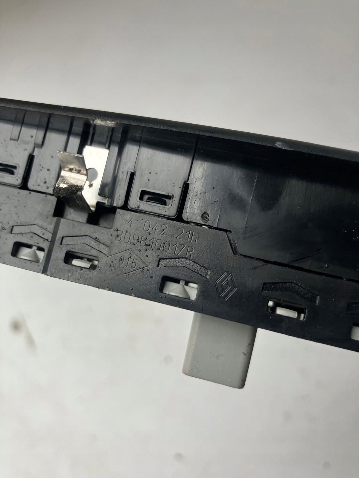 Bouton PANEL Vitre Rétroviseur RENAULT SCENIC III 809610017R