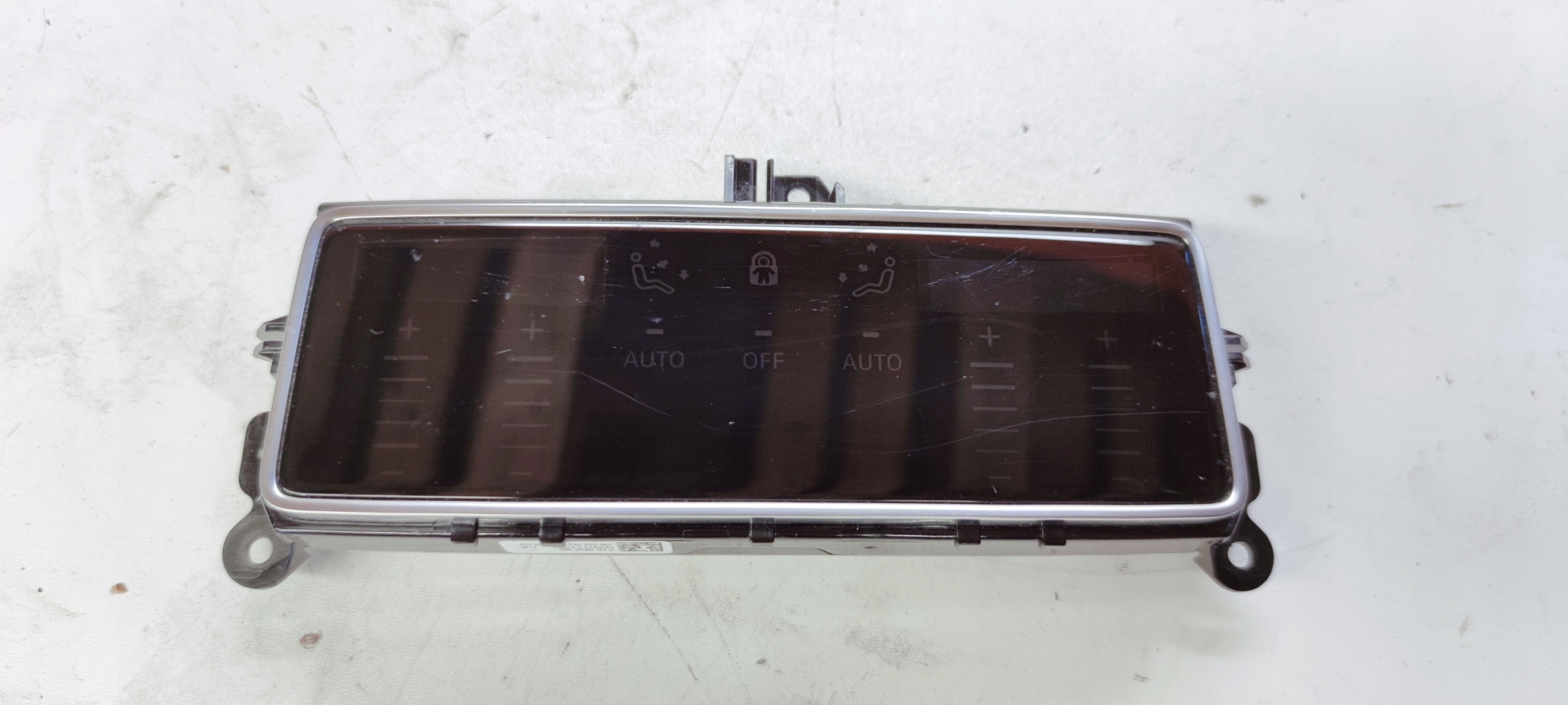 PANEL KLIMATRONIK Arrière AUDI A6 C8 4K0919158B