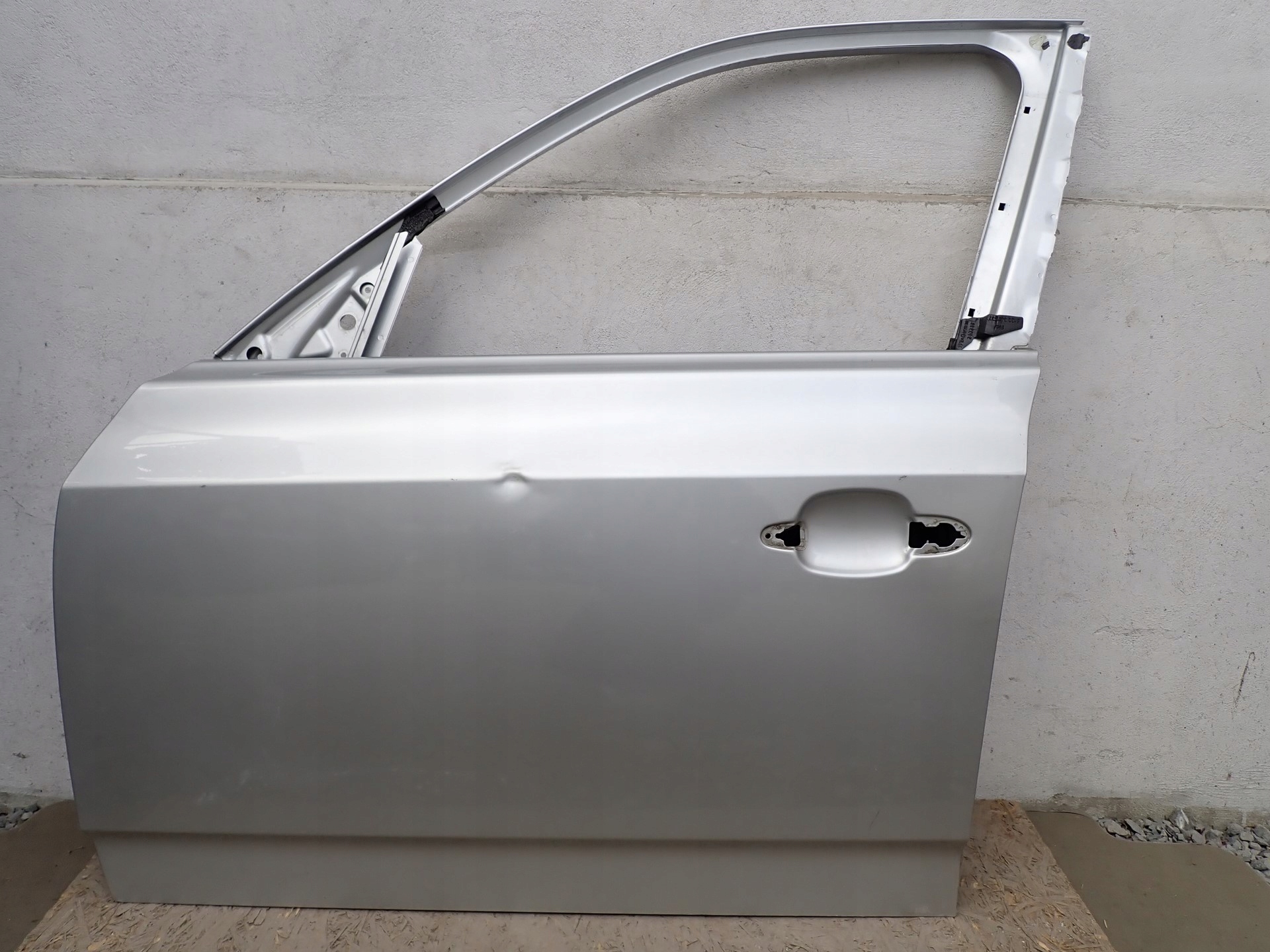 door left front left front BMW X3 E83 2003-2010R 41003451015