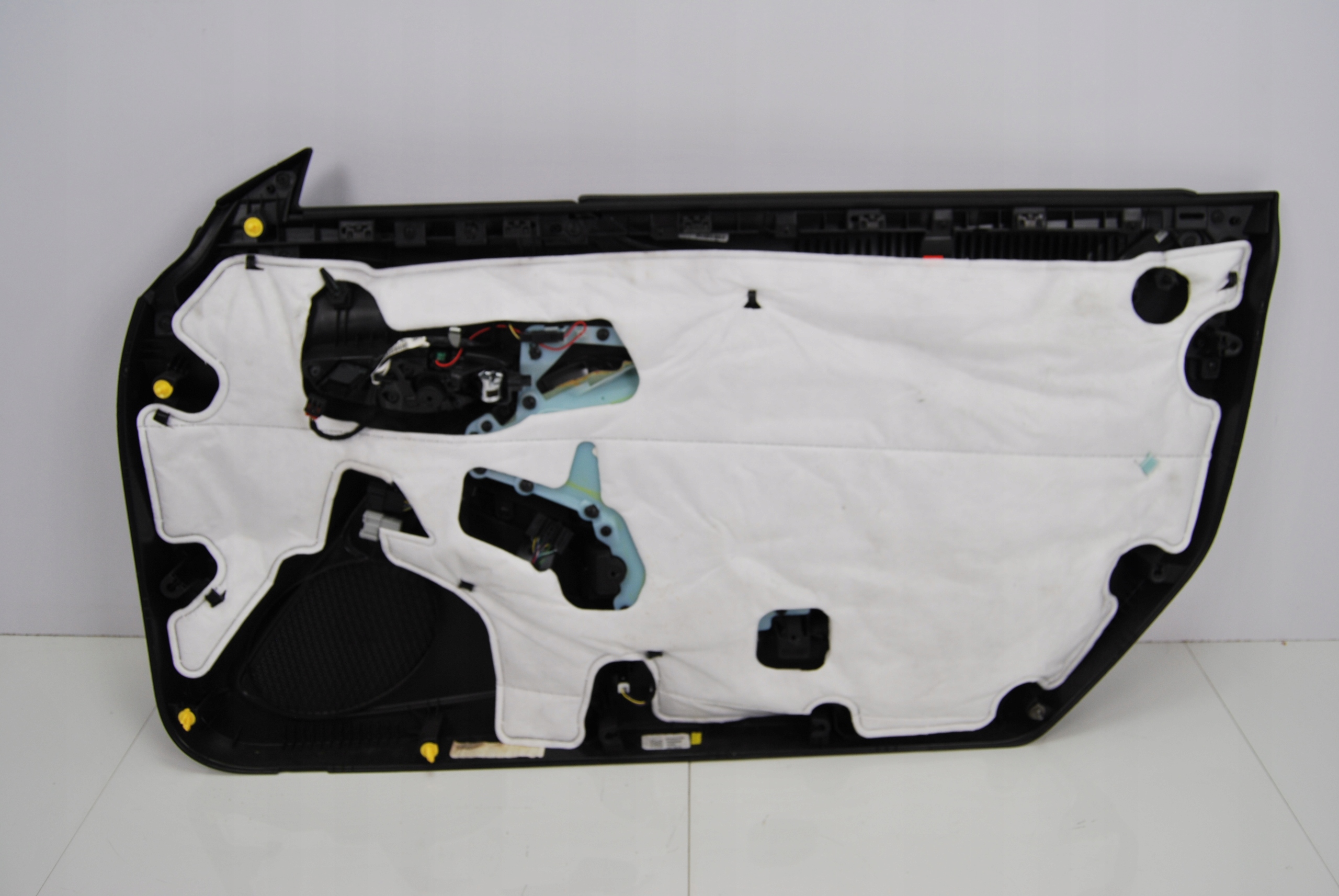 side door left upholstery Chevrolet Camaro 2016+