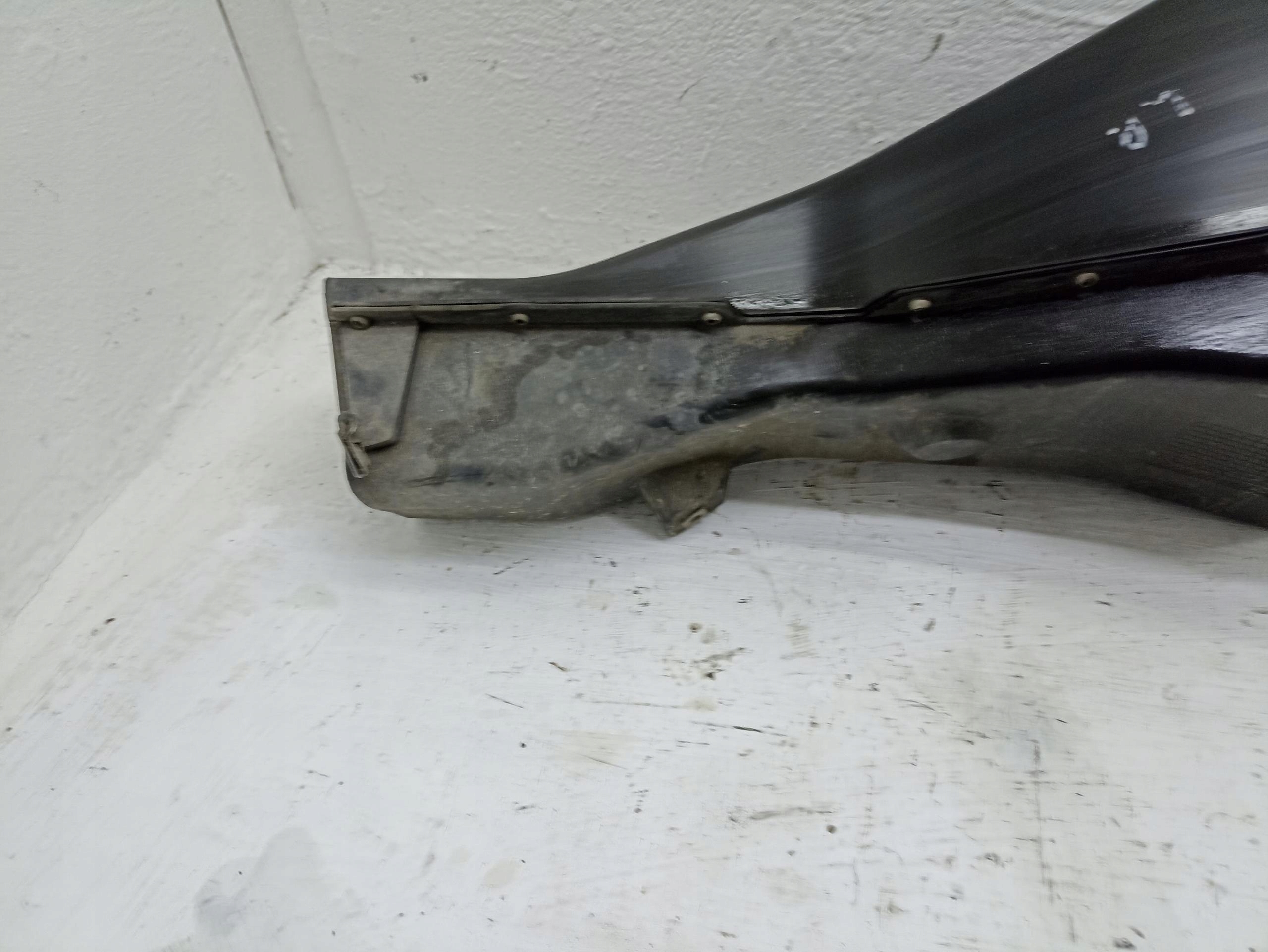 intake air drain left BMW X6 E71 / LCI 2159353
