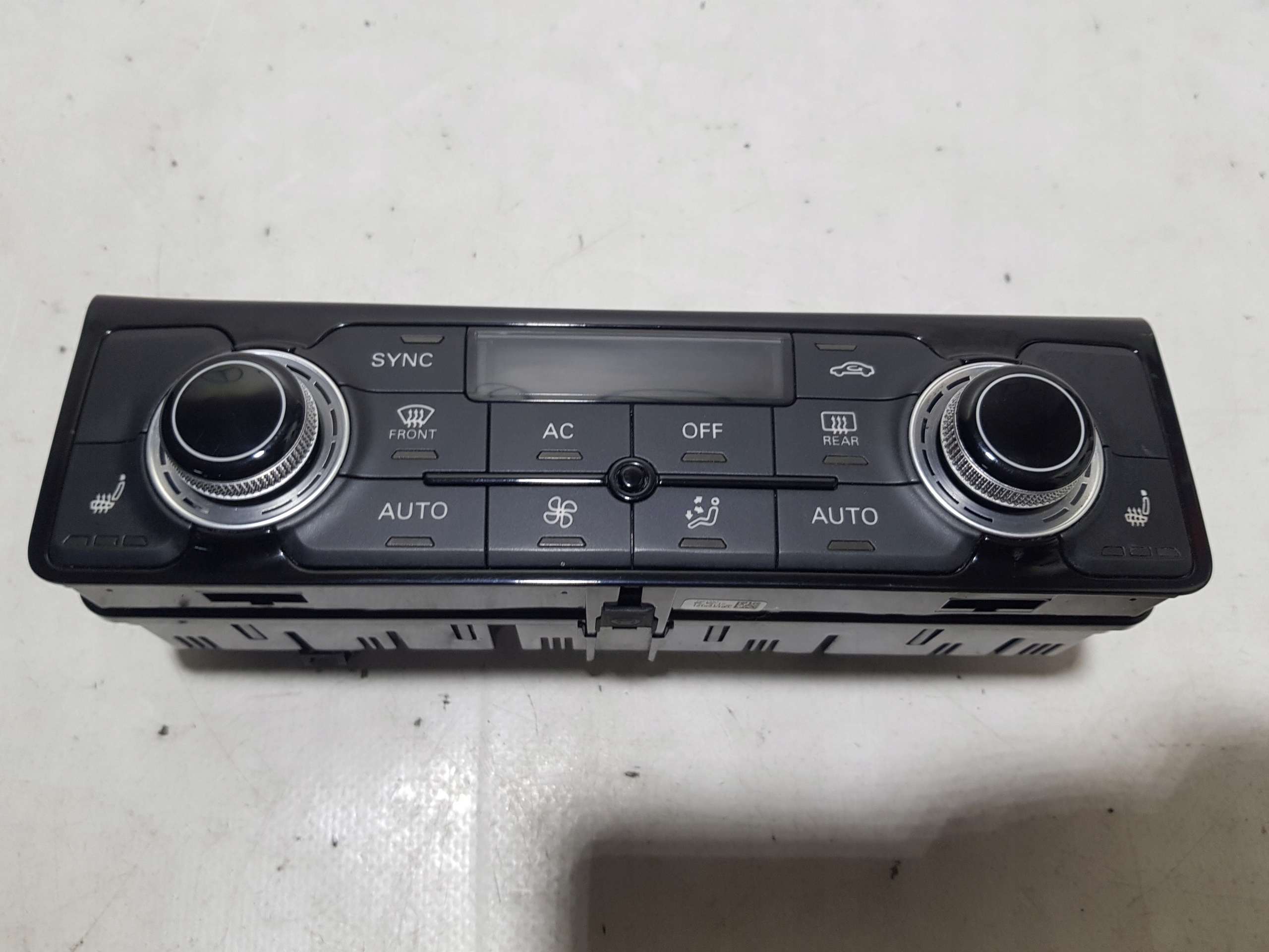 PANEL klími klimatizaci KLIMY AUDI A8 D4 4H0820043G