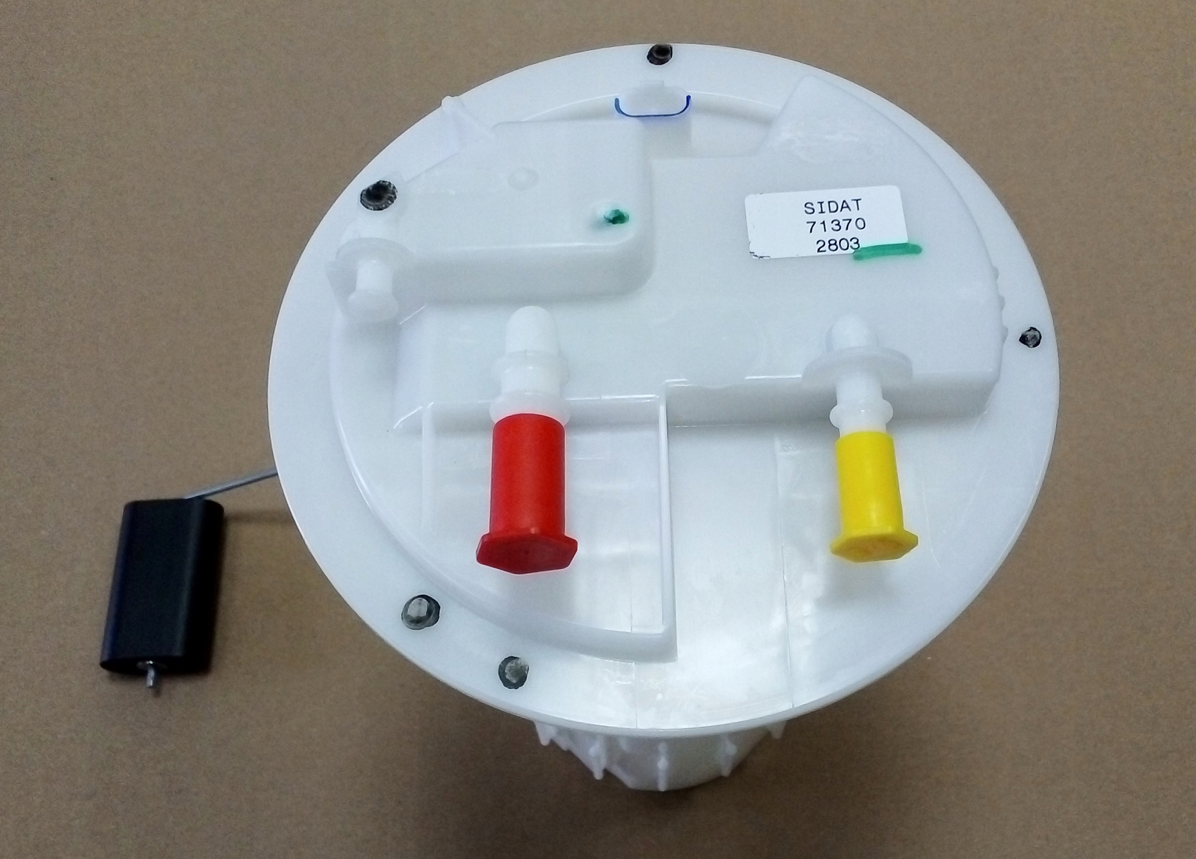 MAGNETI MARELLI CZUJNIK POZIOMU PALIWA PEUGEOT 208 Typ silnika Diesel