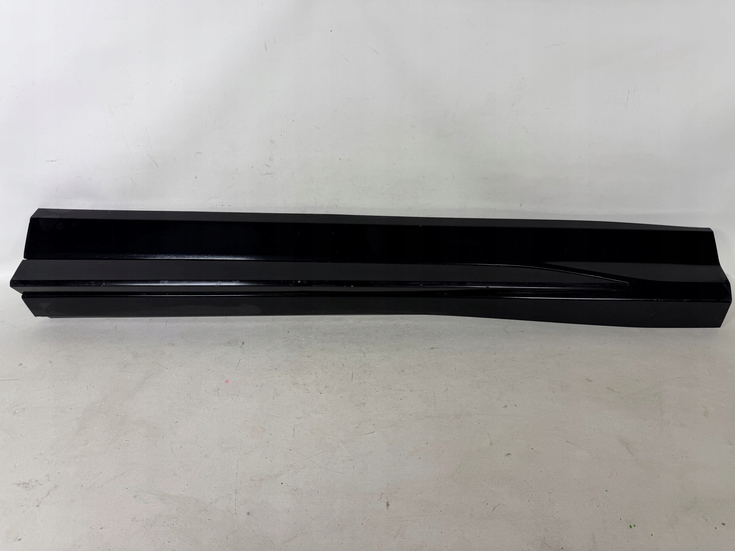 Audi Q3 II moulding door front 83A853960A/B