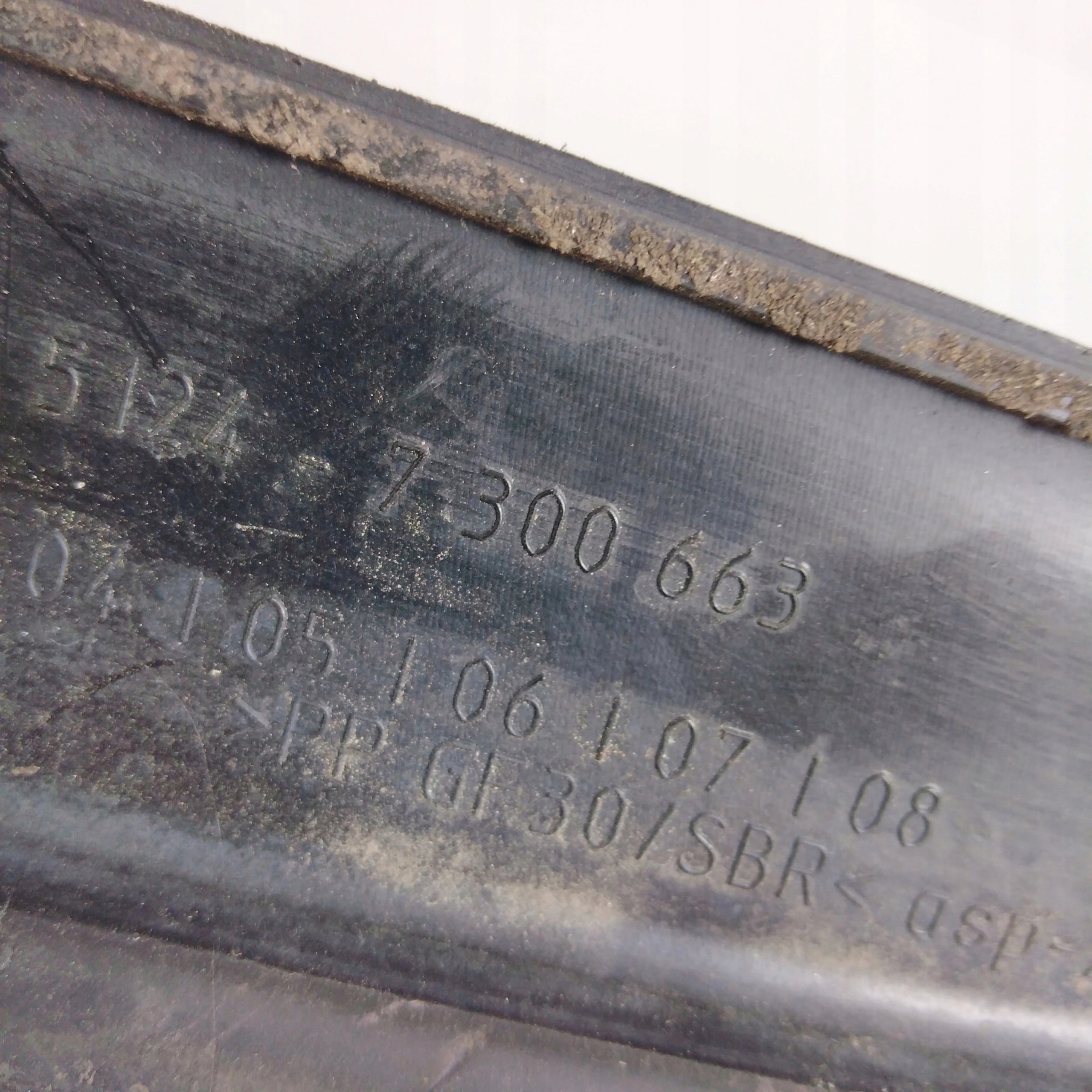 BMW F20 OSŁONA RYNNA ODWADNIAJĄCA LEWA 7300663 Typ samochodu Samochody osobowe