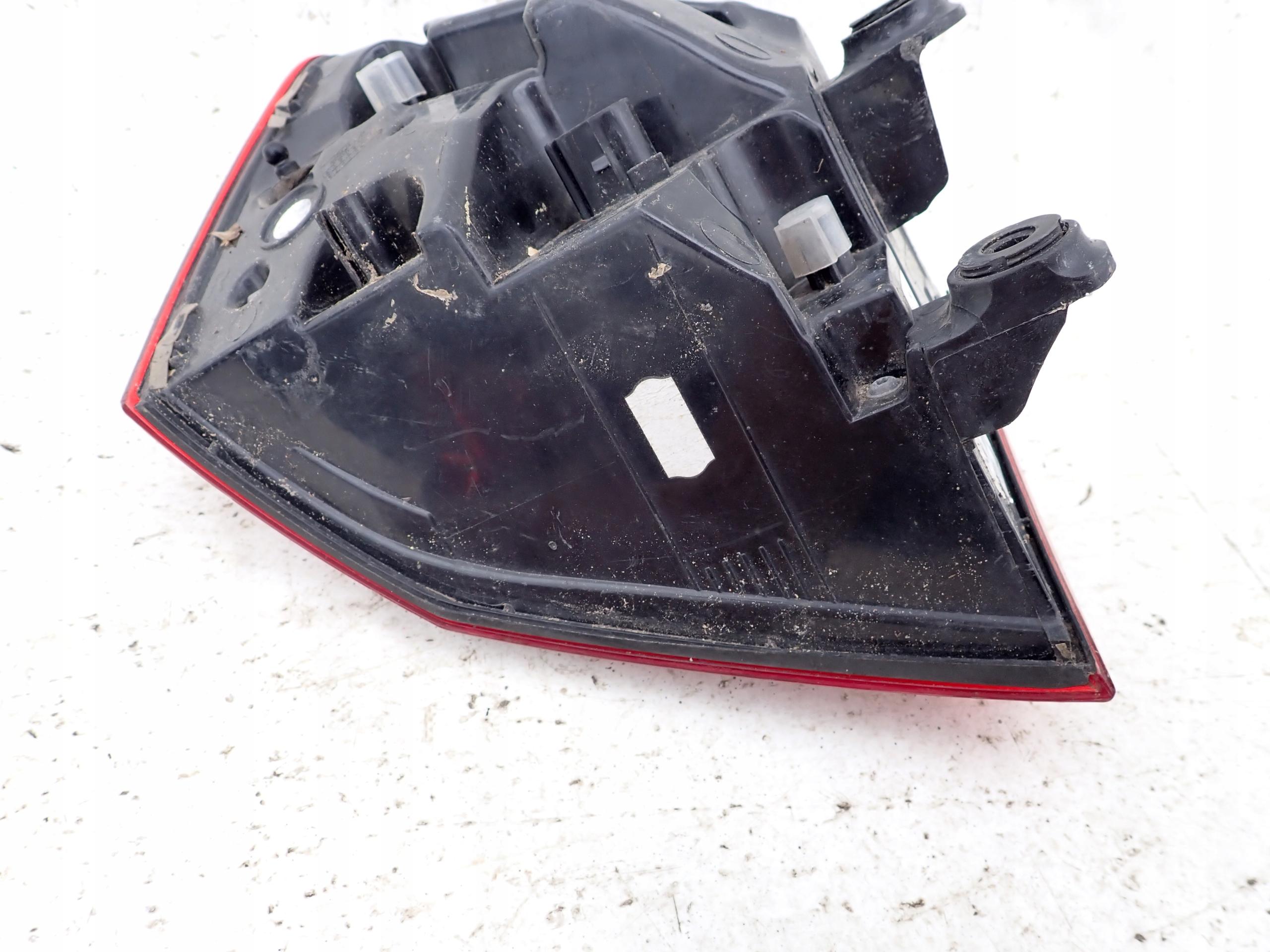 AUDI A6 C7 LIFT KOMBI 14- light right rear part LED