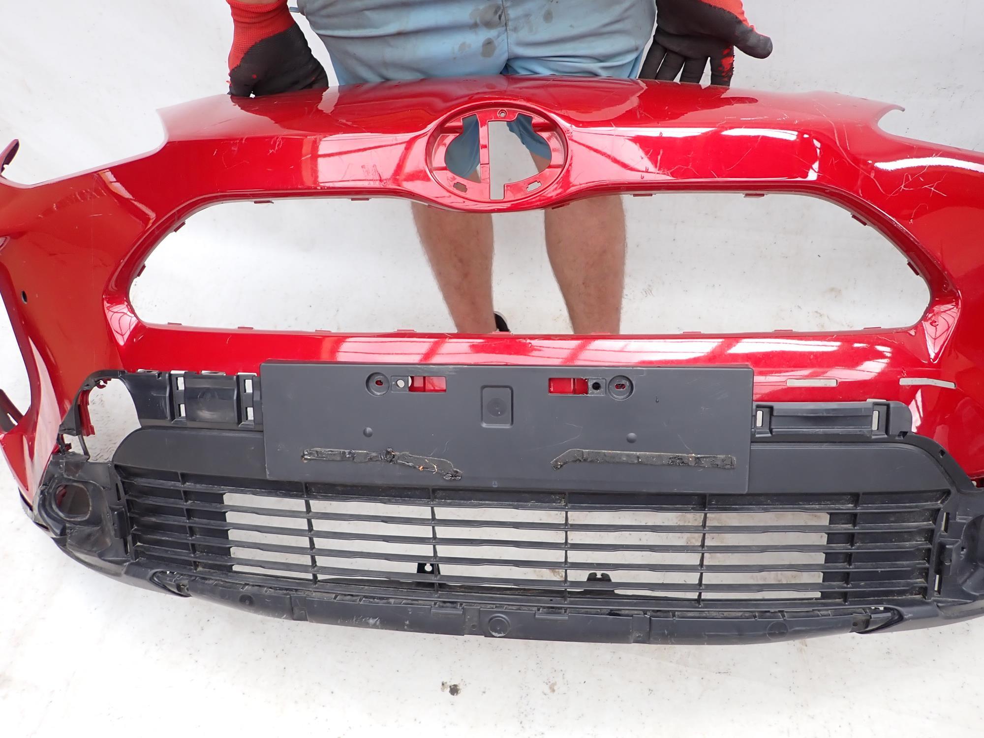 TOYOTA YARIS CROSS PREMIERE EDITION 20-> bumper front front PDC