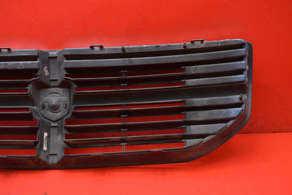 front prekladgrill black CHROM OYE69TRMAE DODGE CALIBER 06-12