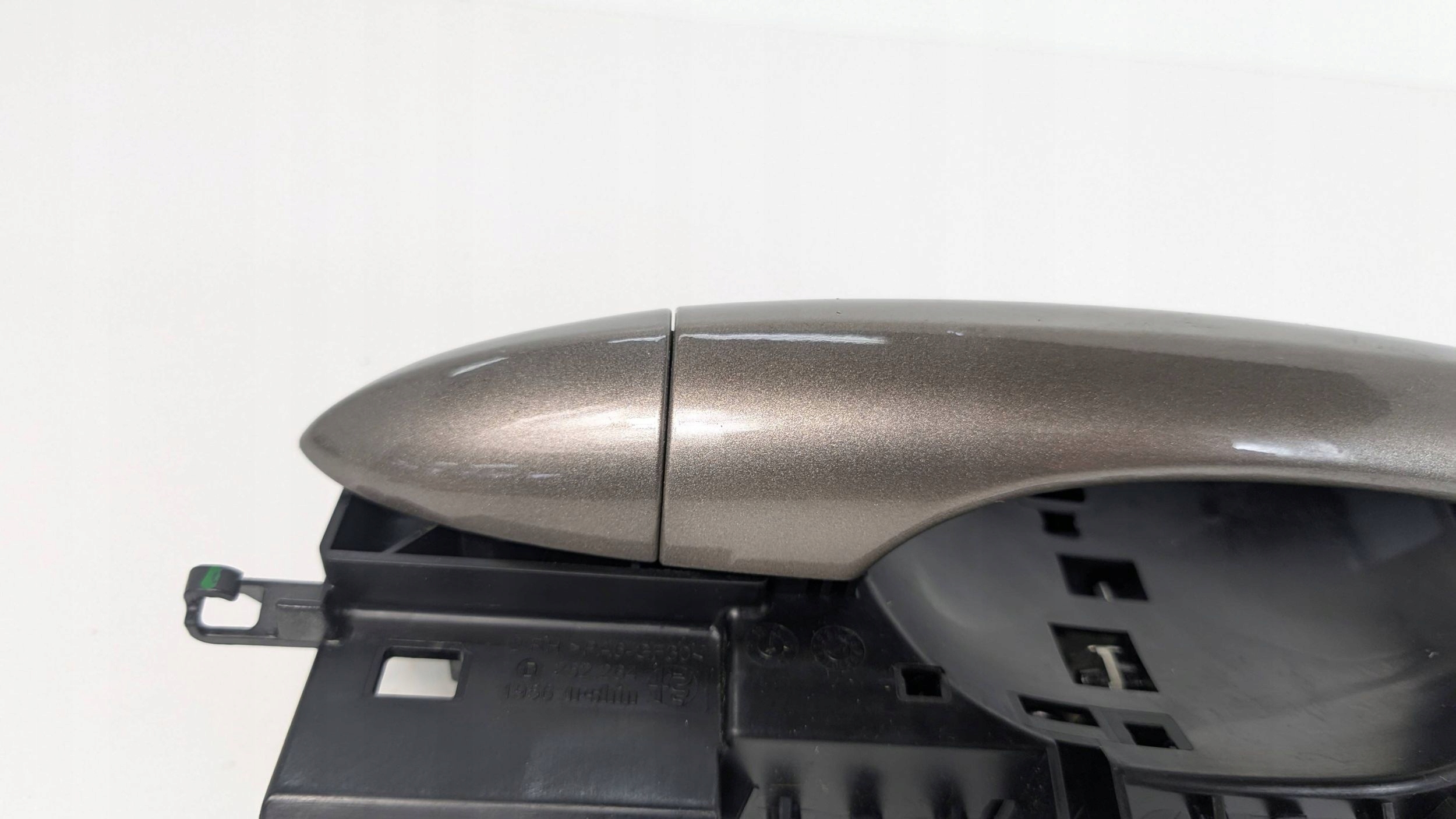 Alfa Romeo Stelvio 50545347 handle door front right 082