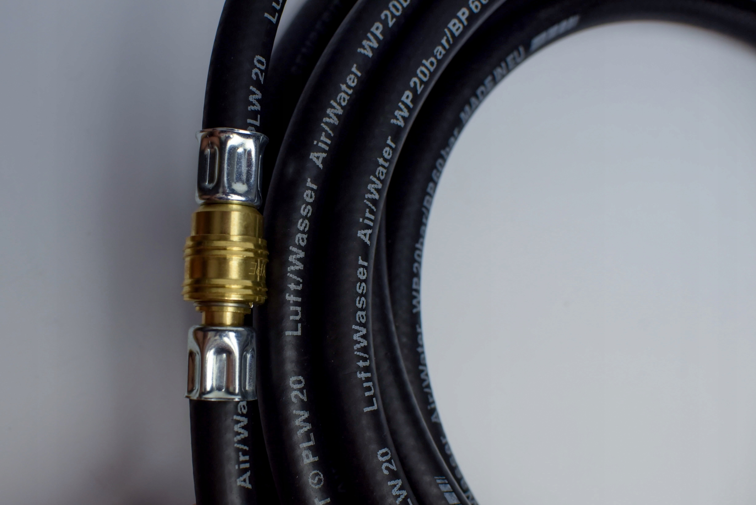 WĄŻ PRZEWÓD PNEUMATYCZNY DO KOMPRESORA GUMOWY ZAKUWANY 13mm / 30m Marka AG-Tech