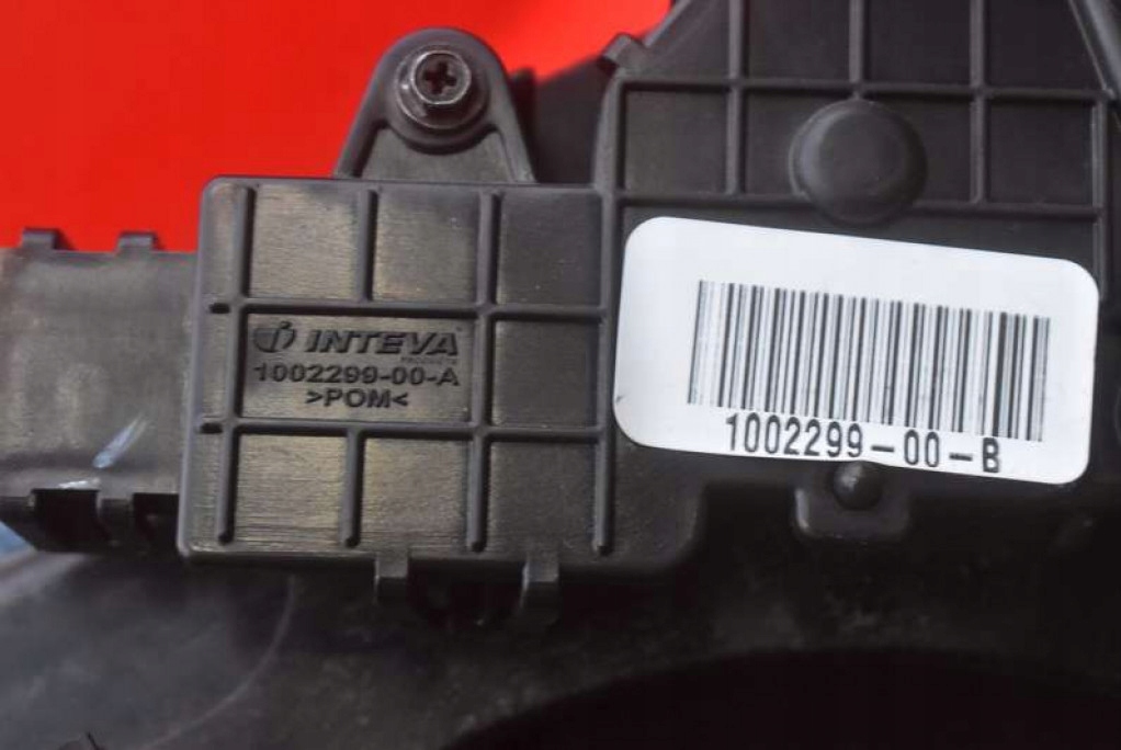 Handschuhfach des Beifahrers EU 1035104-00-B TESLA MODEL S 12-20