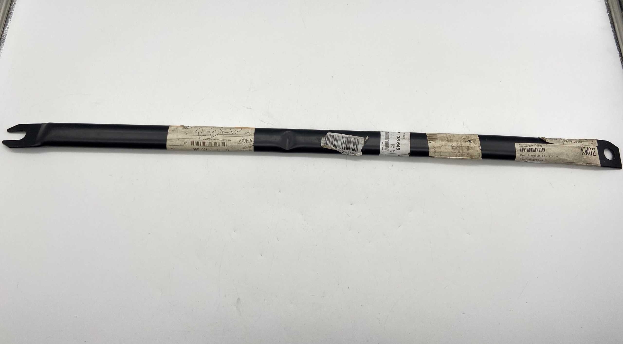 51617135646 - Нова правобічна перекладина BMW E90 E91 E92