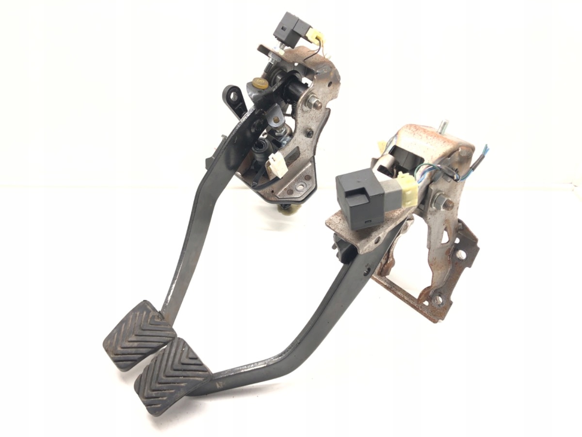 PEDAŁY SPRZĘGŁA HAMULCA HYUNDAI ix35 09-22