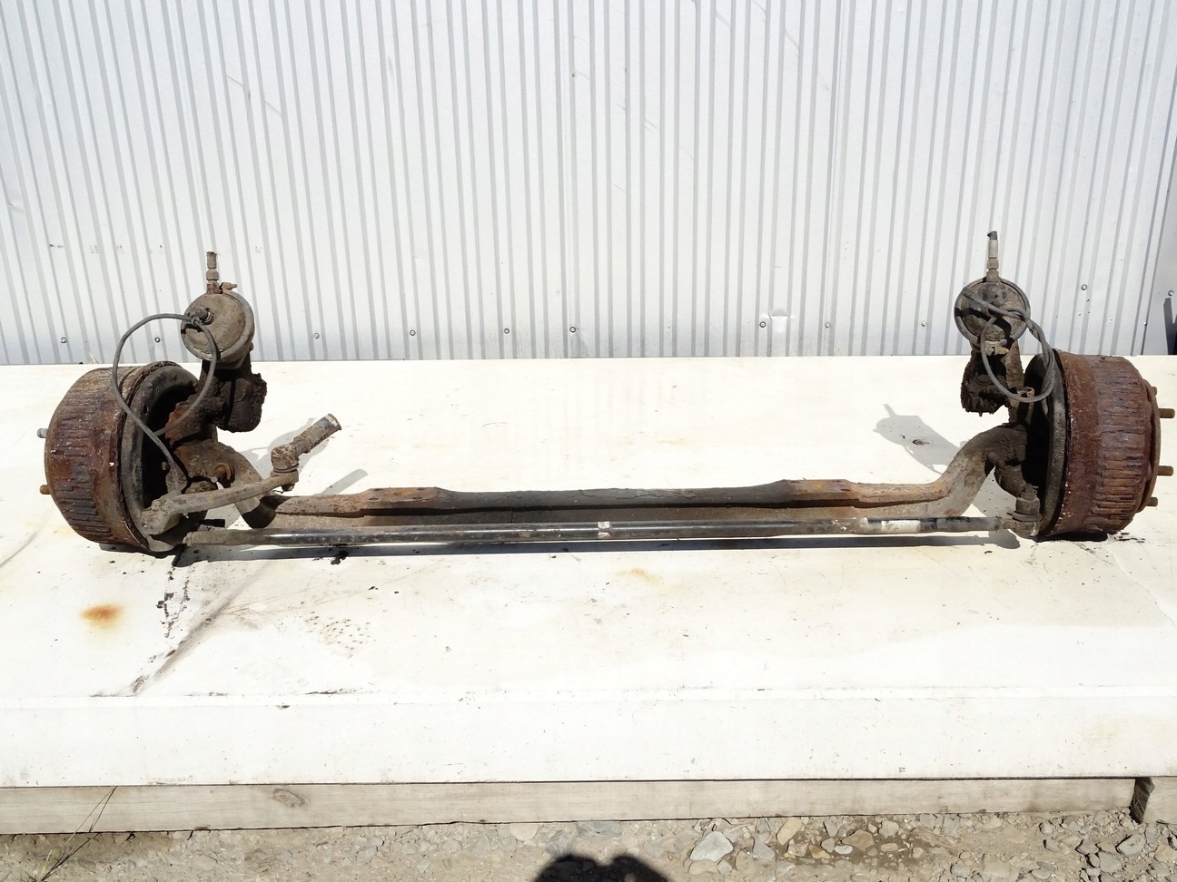 OŚ PRZÓD ISUZU N Van (minibus) KM ZAWIESZENIE PRZEDNIA