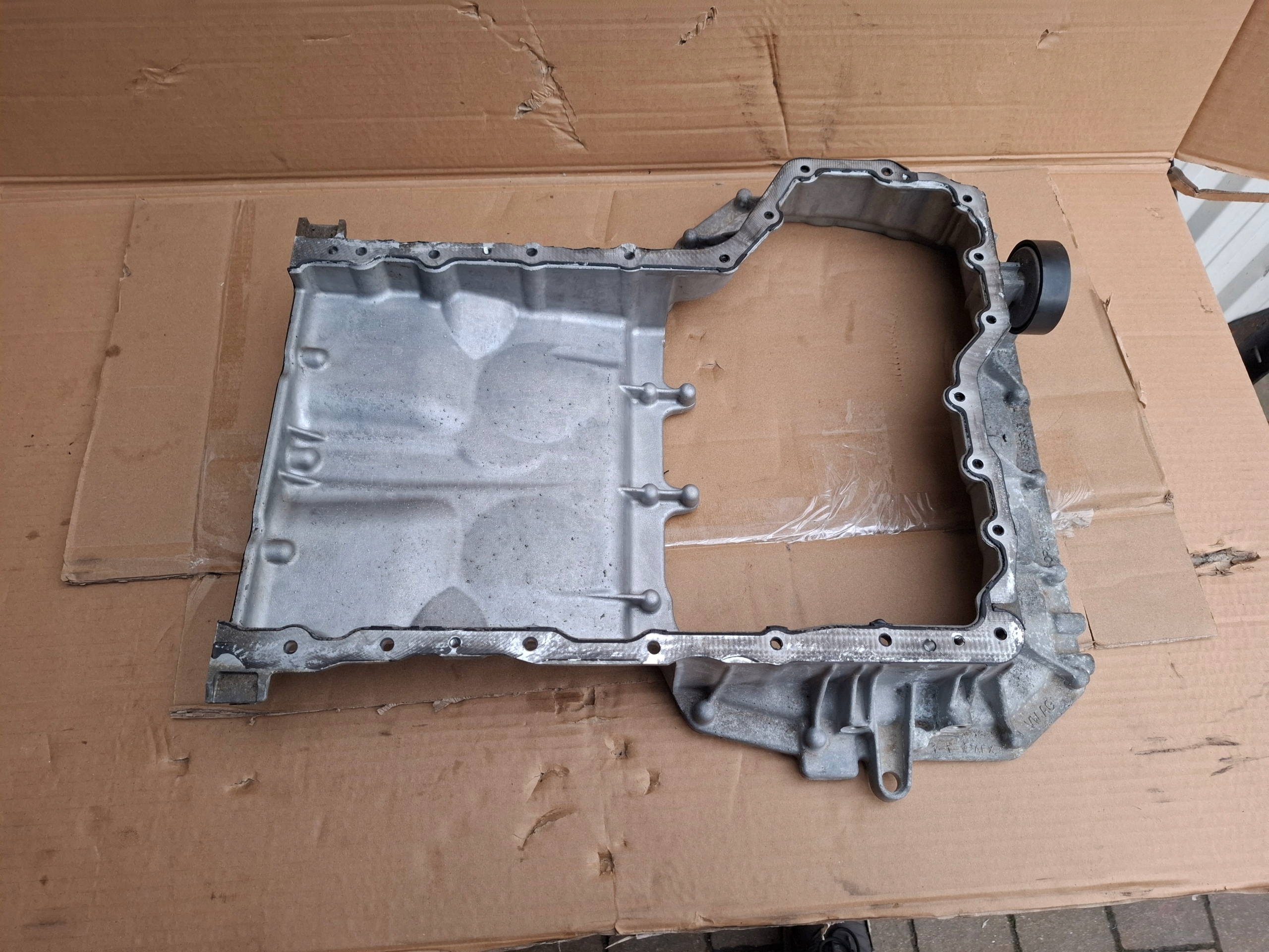 AUDI 4,0 TFSI RS6 C8 23r RS7 Ölwanne KARTER 0P2103603J