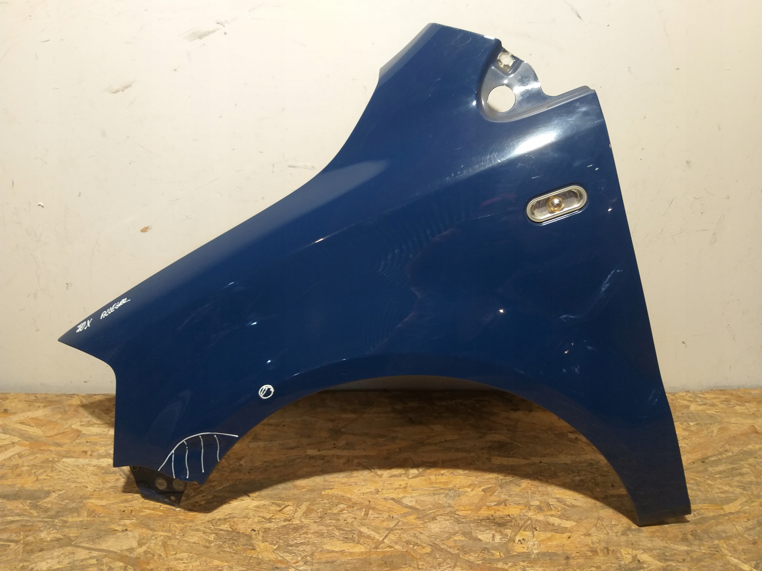 fender front left VW Volkswagen Fox 03-21