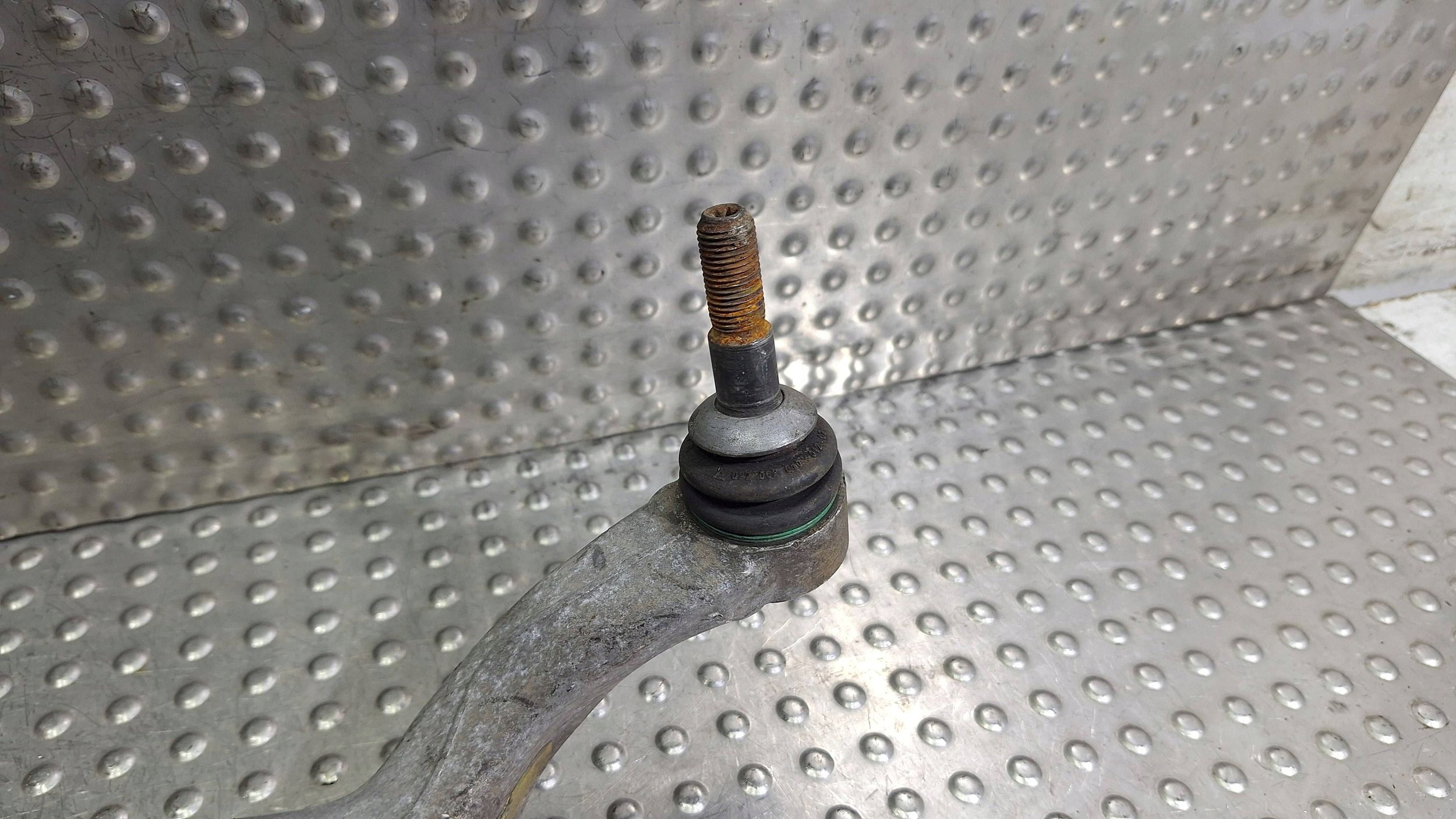 rameno pravý předek 6763708 BMW E81 E82 E87 E88 E89 E90 E91 E92 E93 X1 E84