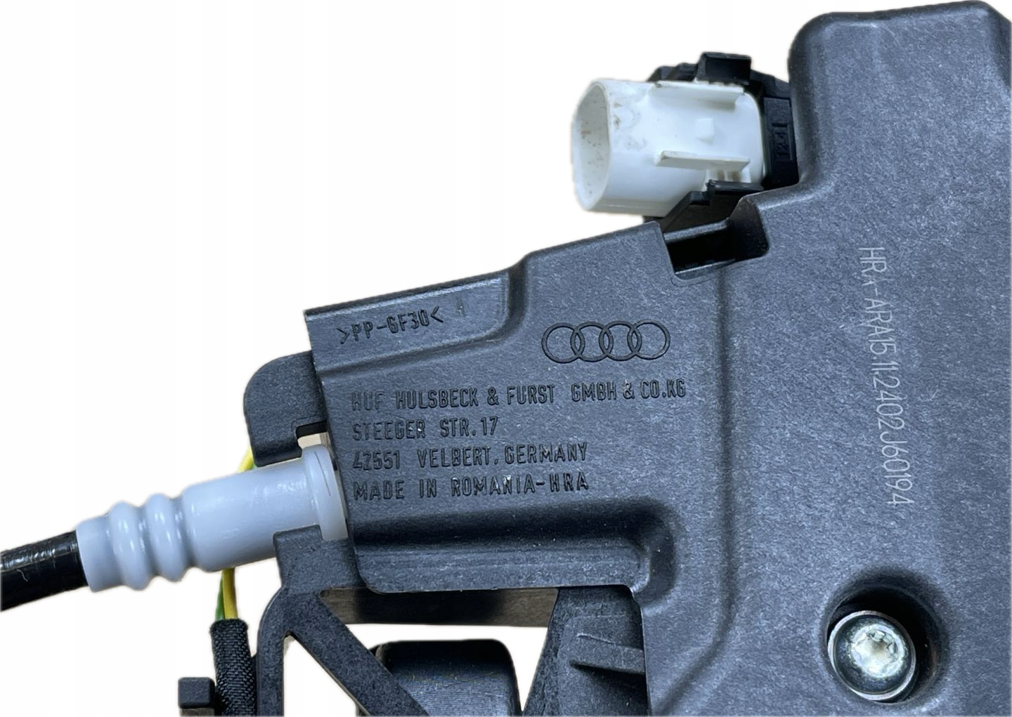 AUDI A4 B9 A5 F5 lock support handles door right front 8B3837812B