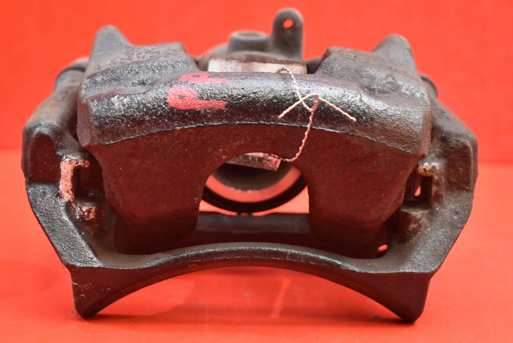 caliper brake right front MERCEDES CLA C117 2.0 CGI 211 KM 13-16